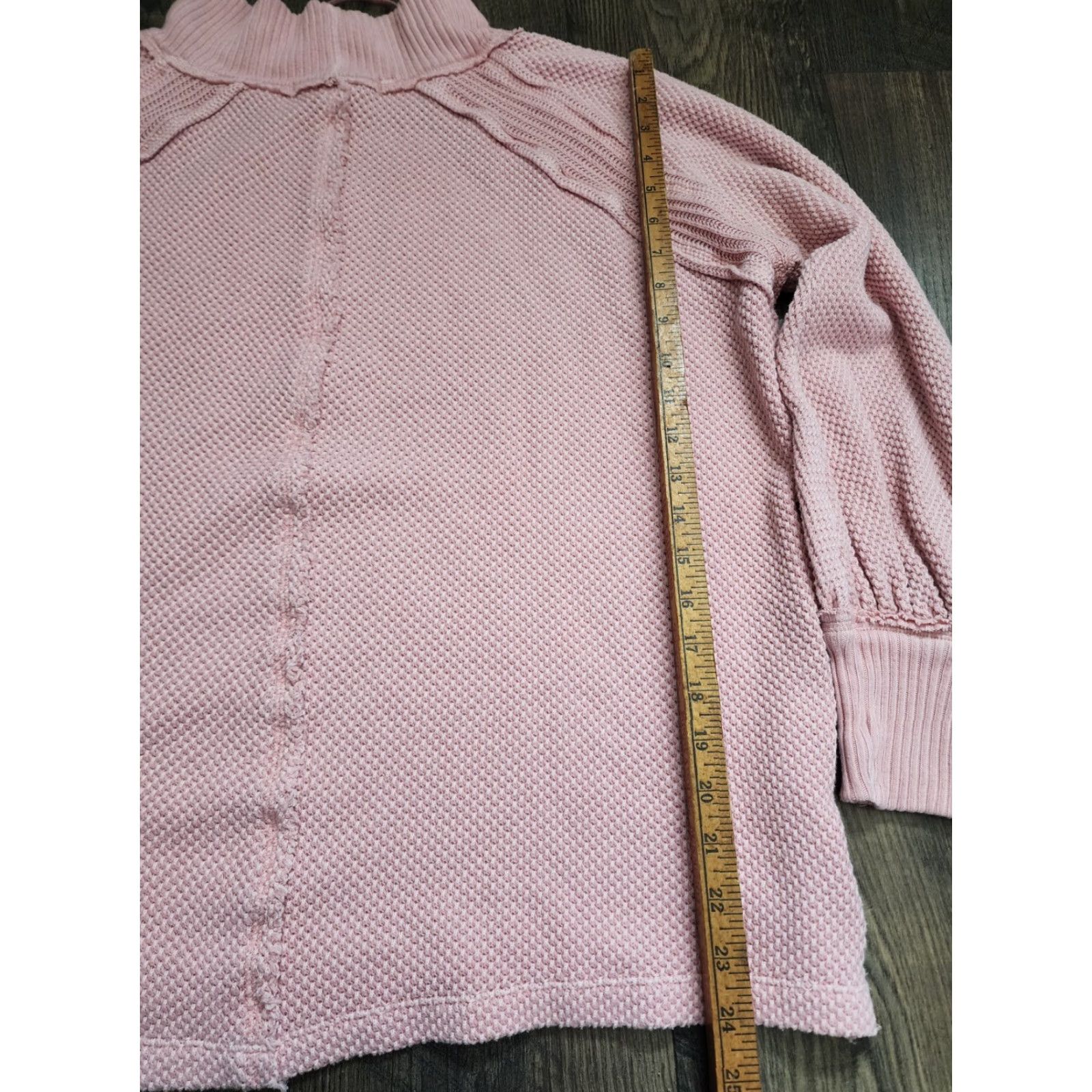 Free People Free People We The Free XS Women Sweater Mock Neck Oversized Faded Coral Pink Womens Size XS / US 0-2 / IT 36-38 - 2 Thumbnail