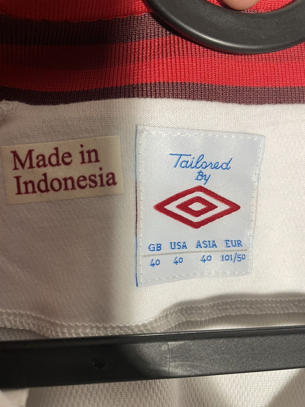 Umbro × Vintage England 2012 Euro Home Football Shirt Umbro Soccer Vintage Size US M / EU 48-50 / 2 - 3 Thumbnail