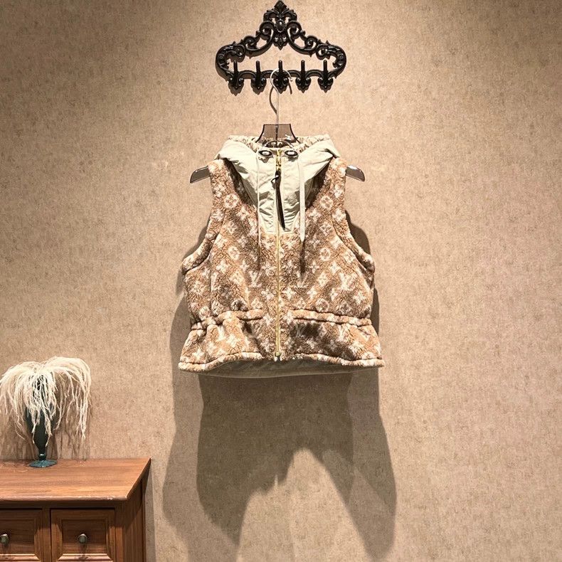 Louis Vuitton Louis Vuitton 26 SS Latest Maillard Old Flower Full Print Size XS / US 0-2 / IT 36-38 - 1 Thumbnail