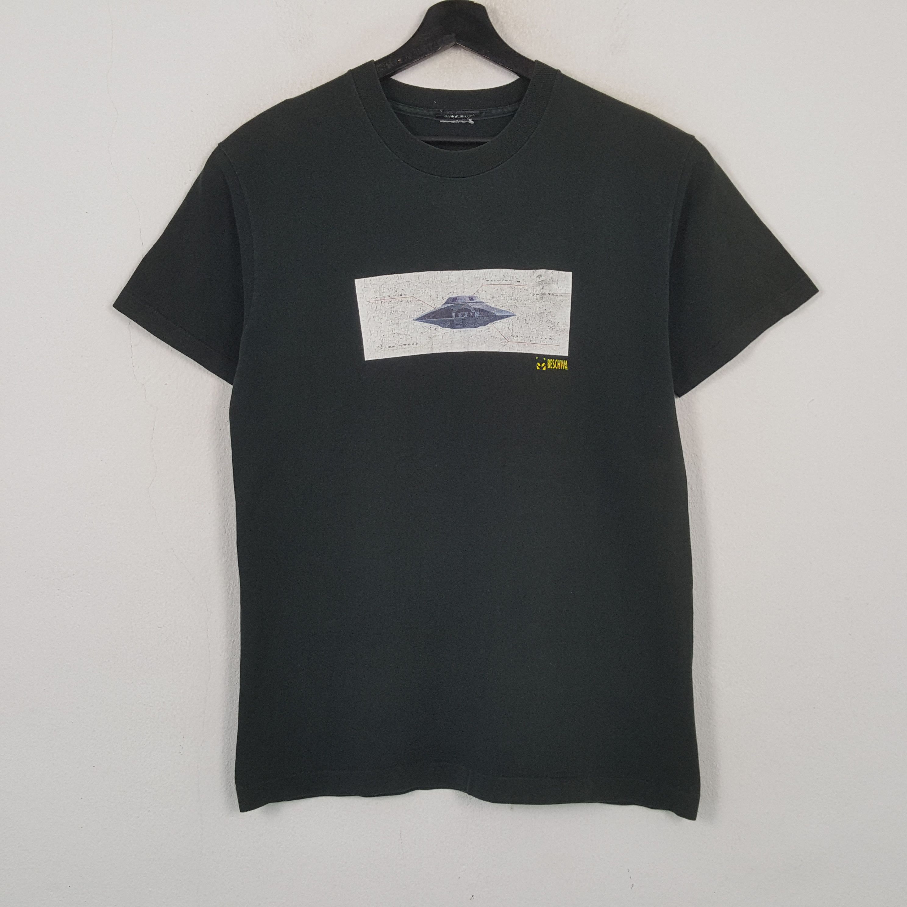 Vintage Beschwa Streetwear Style Vintage Tshirt RR13 Size US M / EU 48-50 / 2 - 1 Thumbnail