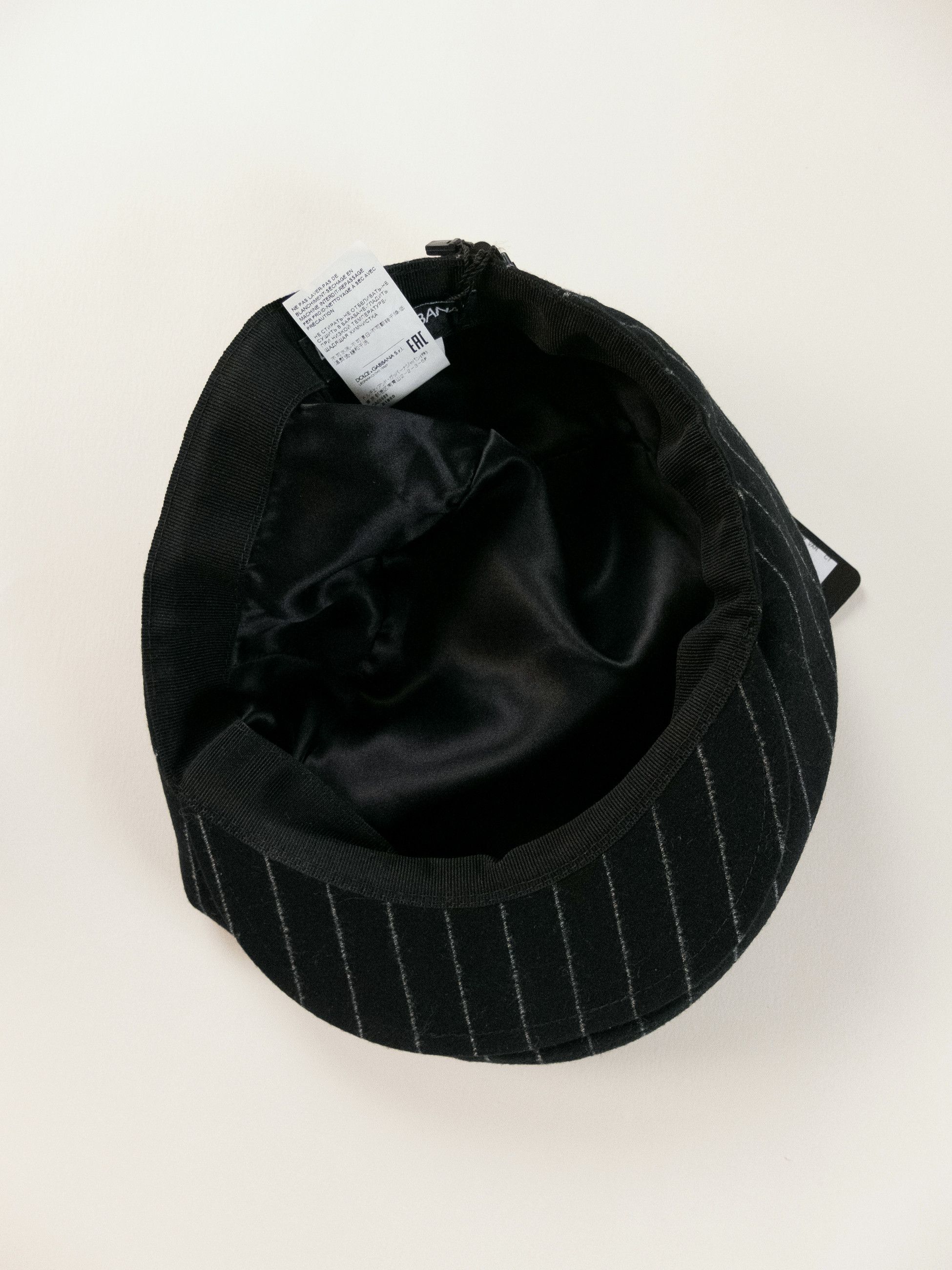 Dolce & Gabbana DOLCE & GABBANA black striped flannel wool flat cap hat Size ONE SIZE - 8 Thumbnail
