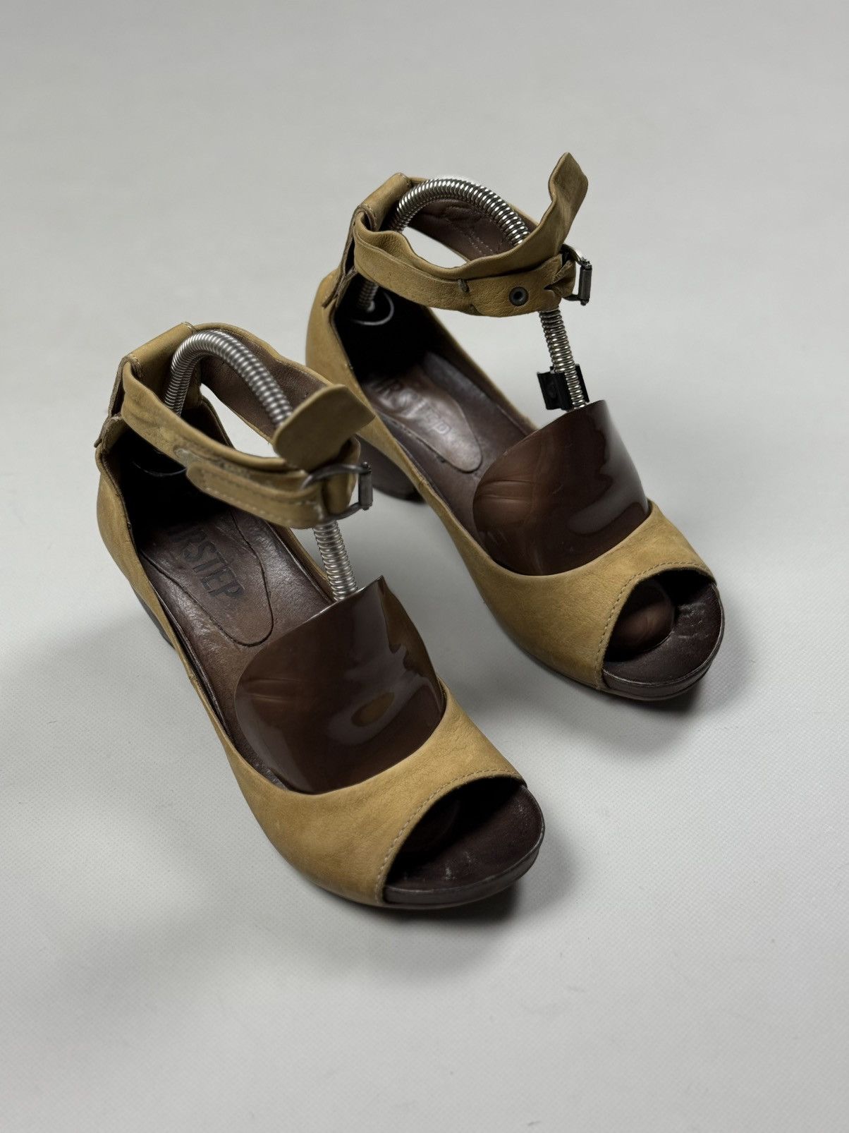 A.S. 98 Airstep Ladies Leather Avant-Garde Heels Shoes
