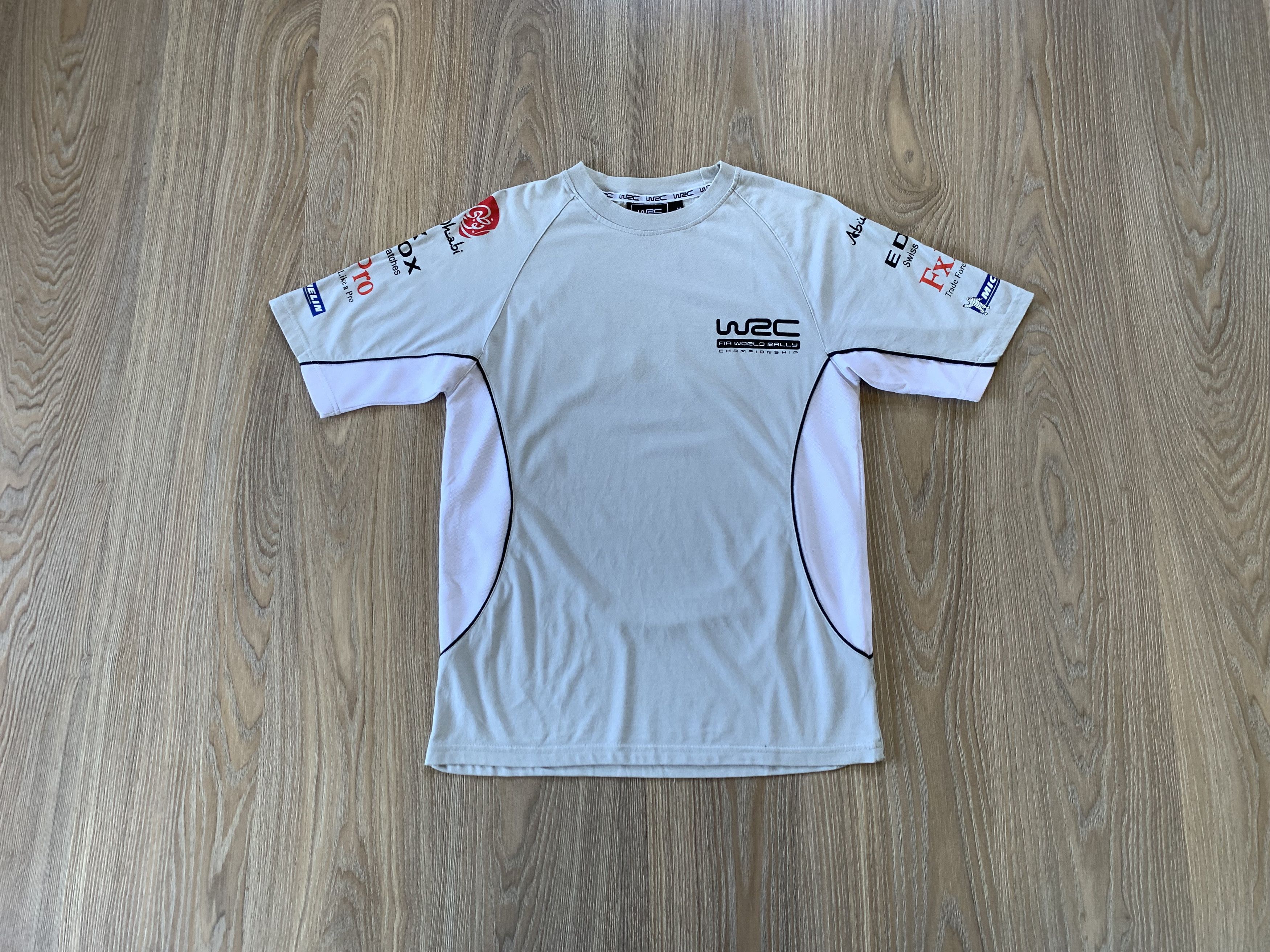 Vintage Vintage WRC FIA Rally Championship 2011 Printed T-Shirt Size US M / EU 48-50 / 2 - 12 Thumbnail