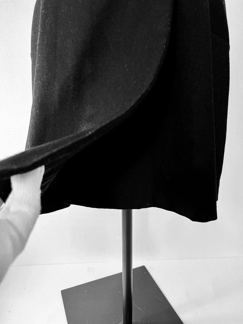 Vivienne Westwood Vivienne Westwood size1 Black wool half dress Size 26" / US 2 / IT 38 - 5 Thumbnail