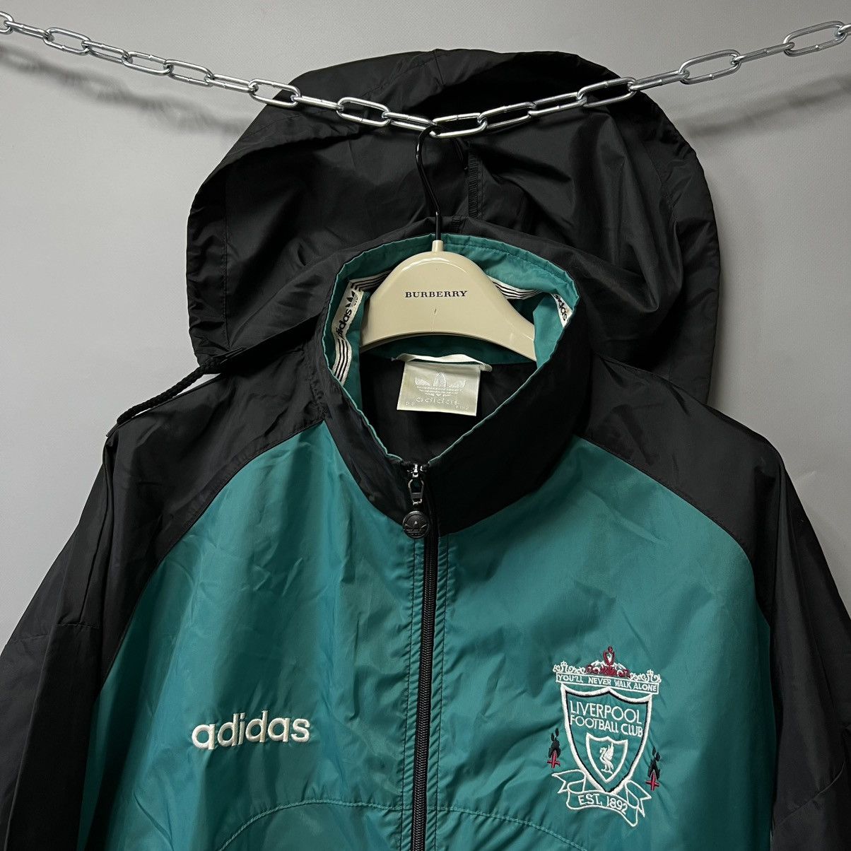 Adidas LIVERPOOL 1994/95 Adidas WINDBREAKER Football Soccer JACKET Size US L / EU 52-54 / 3 - 4 Thumbnail
