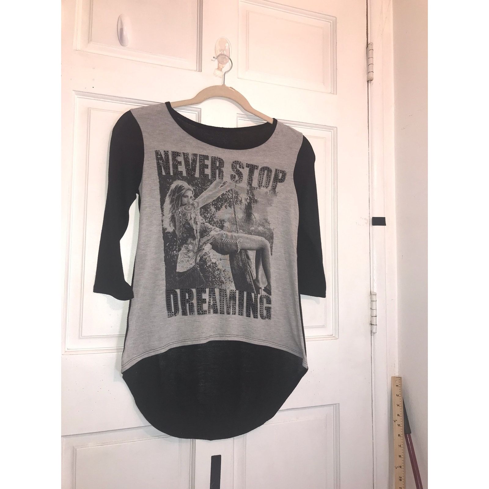 Bebe 2B BEBE Embellished Baseball T-Shirt Women’s M Black & Gray Size M / US 6-8 / IT 42-44 - 1 Thumbnail