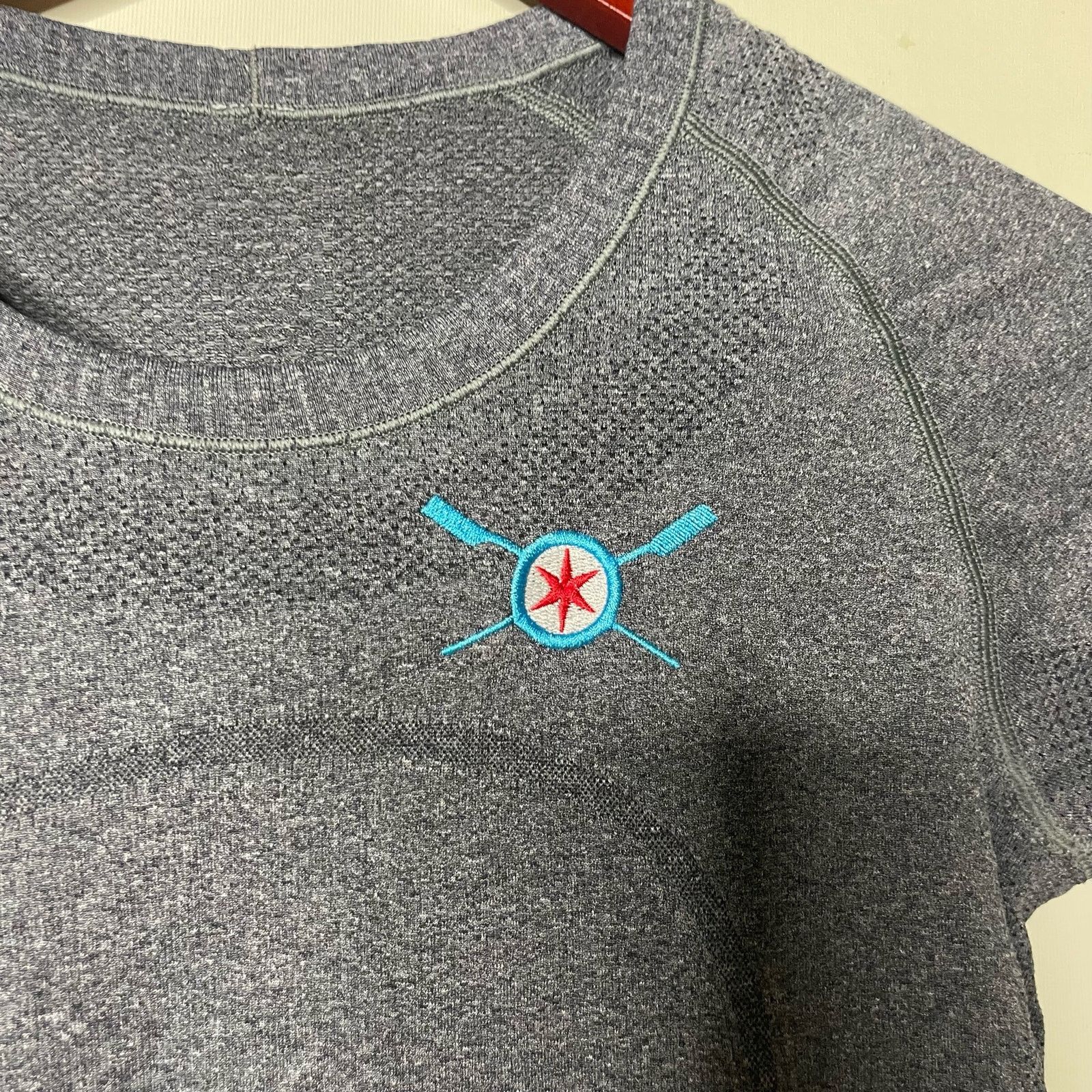 Lululemon Lululemon Swiftly Tech Long Sleeve Shirt Embroided Gray 6 Size M / US 6-8 / IT 42-44 - 4 Thumbnail