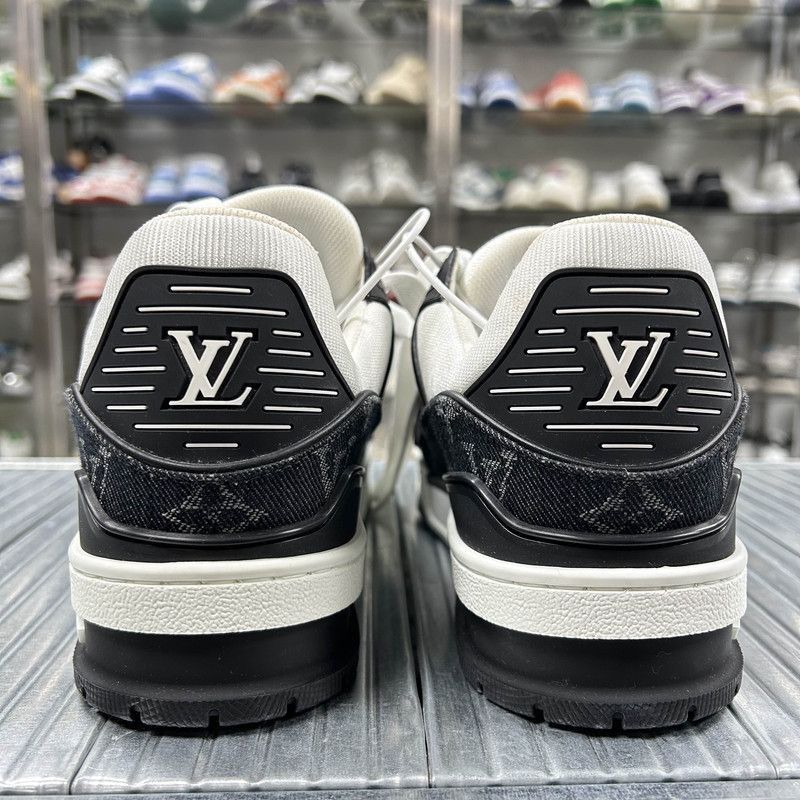 Louis Vuitton Louis Vuitton Trainer Black and White Casual Sneakers - Size US 8 / EU 41 - 3 Thumbnail