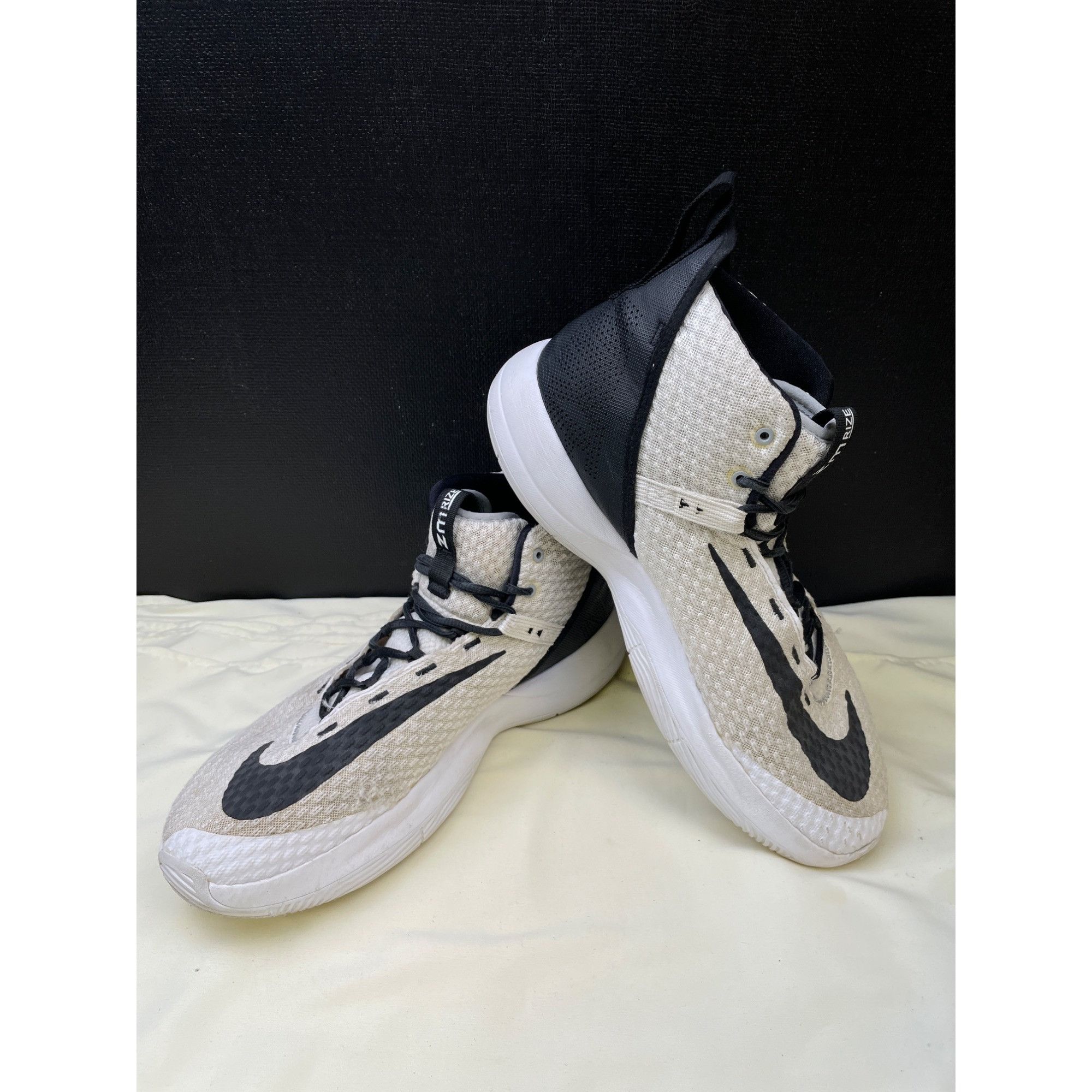 Nike Nike Zoom Rise Mens Gray Black Sneakers Shoes Size 13 SKU 64 Size US 13 / EU 46 - 1 Thumbnail