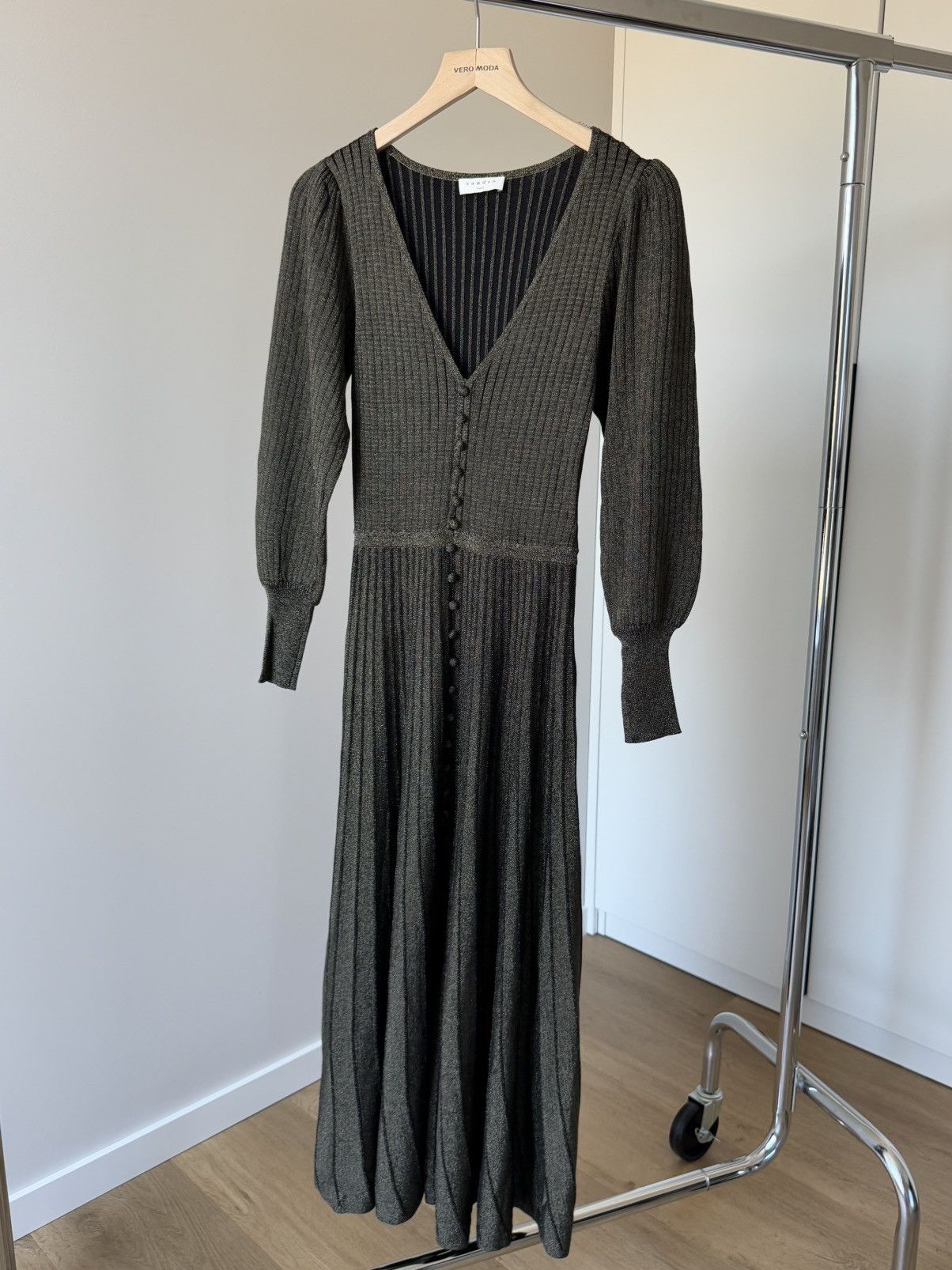 Sandro Brand new with labels sandro dress Size S / US 4 / IT 40 - 4 Thumbnail