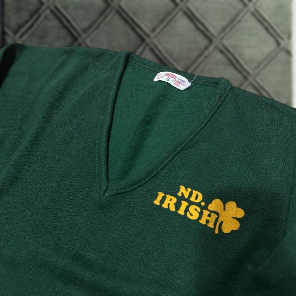 Champion VTG 60s Champion V Neck Sweater NOTRE DAME IRISH Fighting Kellys Small Green Men Size US M / EU 48-50 / 2 - 1 Thumbnail