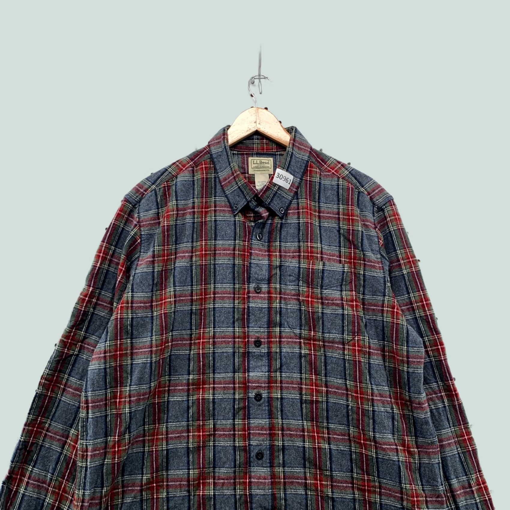 Vintage VINTAGE LL Bean Button-Down Pocket Flannel Shirt Mens Large Gray Red Plaid 25X30.5 Size US L / EU 52-54 / 3 - 1 Thumbnail