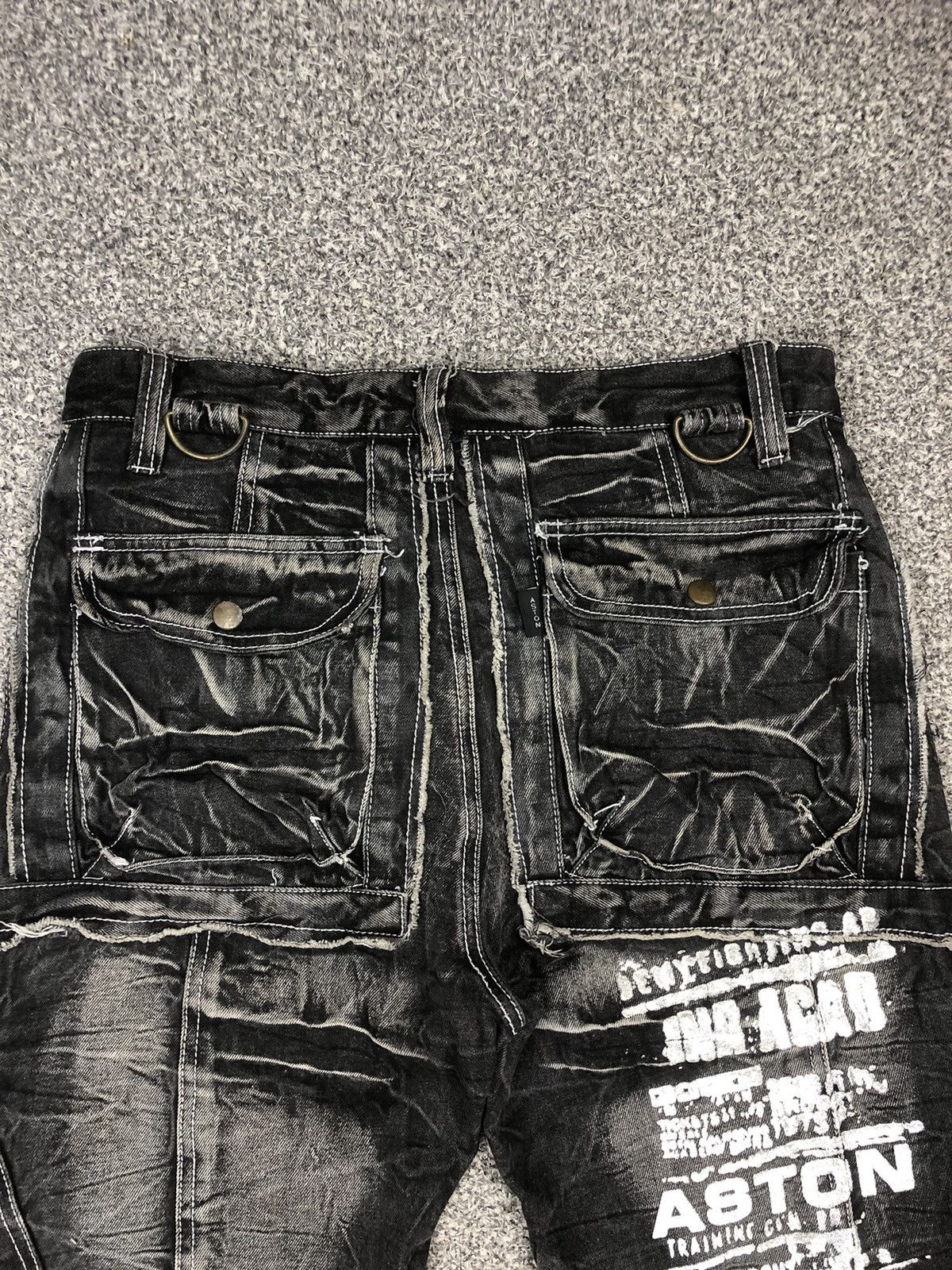 Japanese Brand Japanese Brands ASTON Faded Double Waist Cargo Jeans Size US 32 / EU 48 - 17 Thumbnail