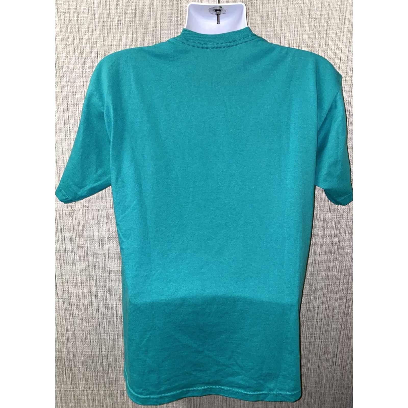 Vintage VINTAGE River Charters Short Sleeve Graphic T-Shirt Mens Teal M Cotton 21.5 In Armpit Size US M / EU 48-50 / 2 - 3 Thumbnail