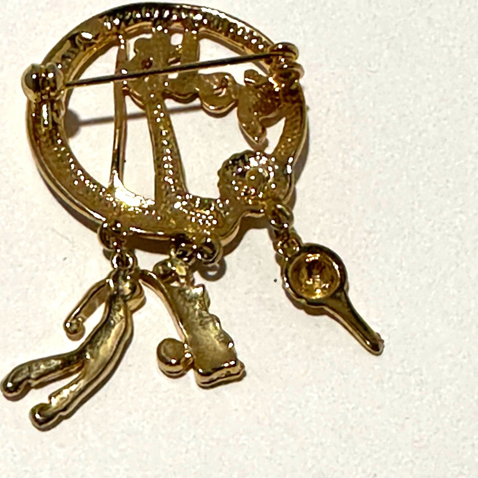 & Other Stories VTG Golf Brooch Dangling Charms Gold Tone Club Ball Golf Bag Size ONE SIZE - 9 Thumbnail