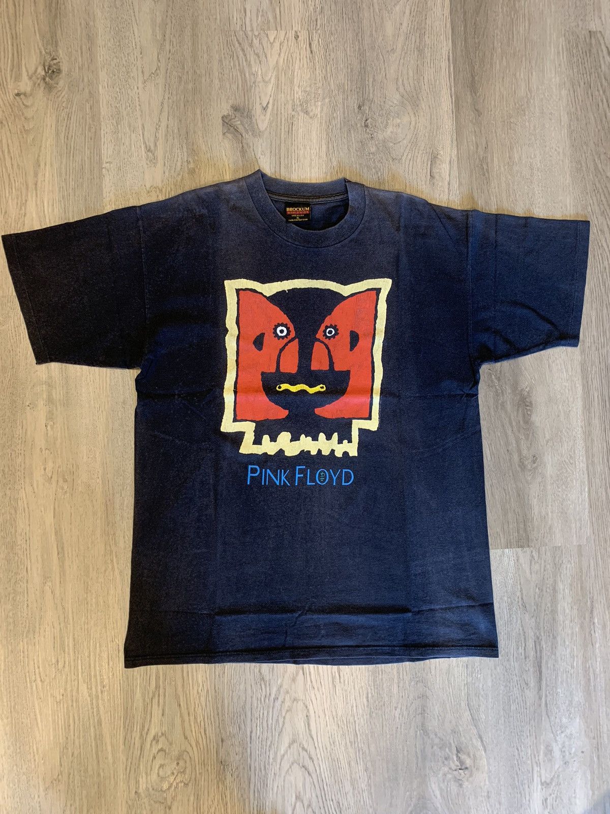 image of Band Tees x Pink Floyd 90’S Pink Floyd Division Bells in Black, Men's (Size Large)