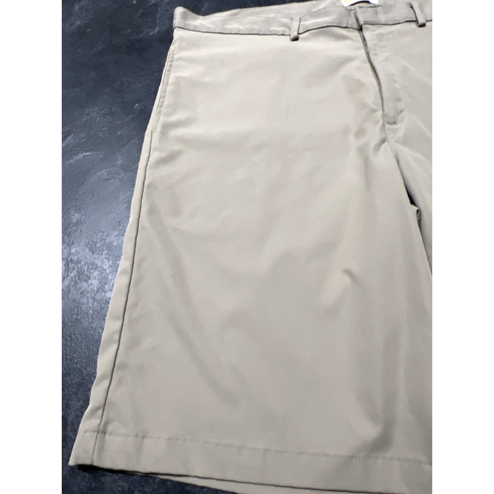 Vintage Dennis Uniform Mens M42 Khaki Flat Front Stretch Twill Shorts Polyester Size 42 Size US 42 / EU 58 - 2 Thumbnail