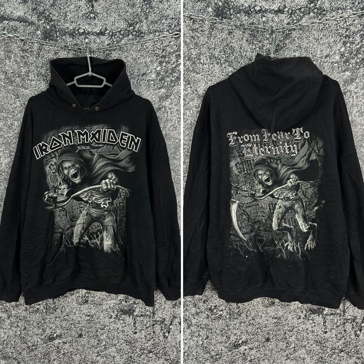 Iron Maiden Iron Maiden 2011 Vintage Rock Band Hoodie Streetwear XXL Size US XL / EU 56 / 4 - 1 Thumbnail