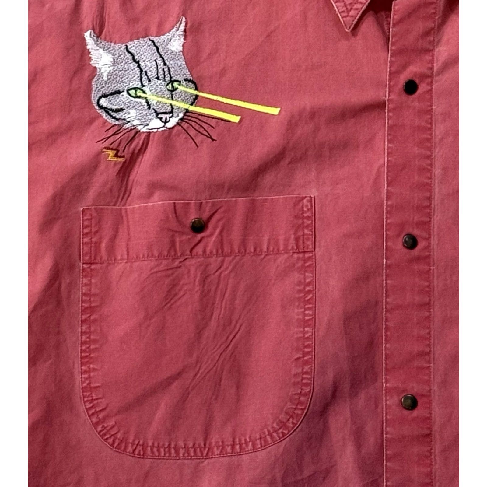 Banana Republic VINTAGE Banana Republic x Triple Z Threadz Laser Cat Snap Shirt XL Salmon Men Button-Up Knit Shirt Size US XL / EU 56 / 4 - 4 Thumbnail