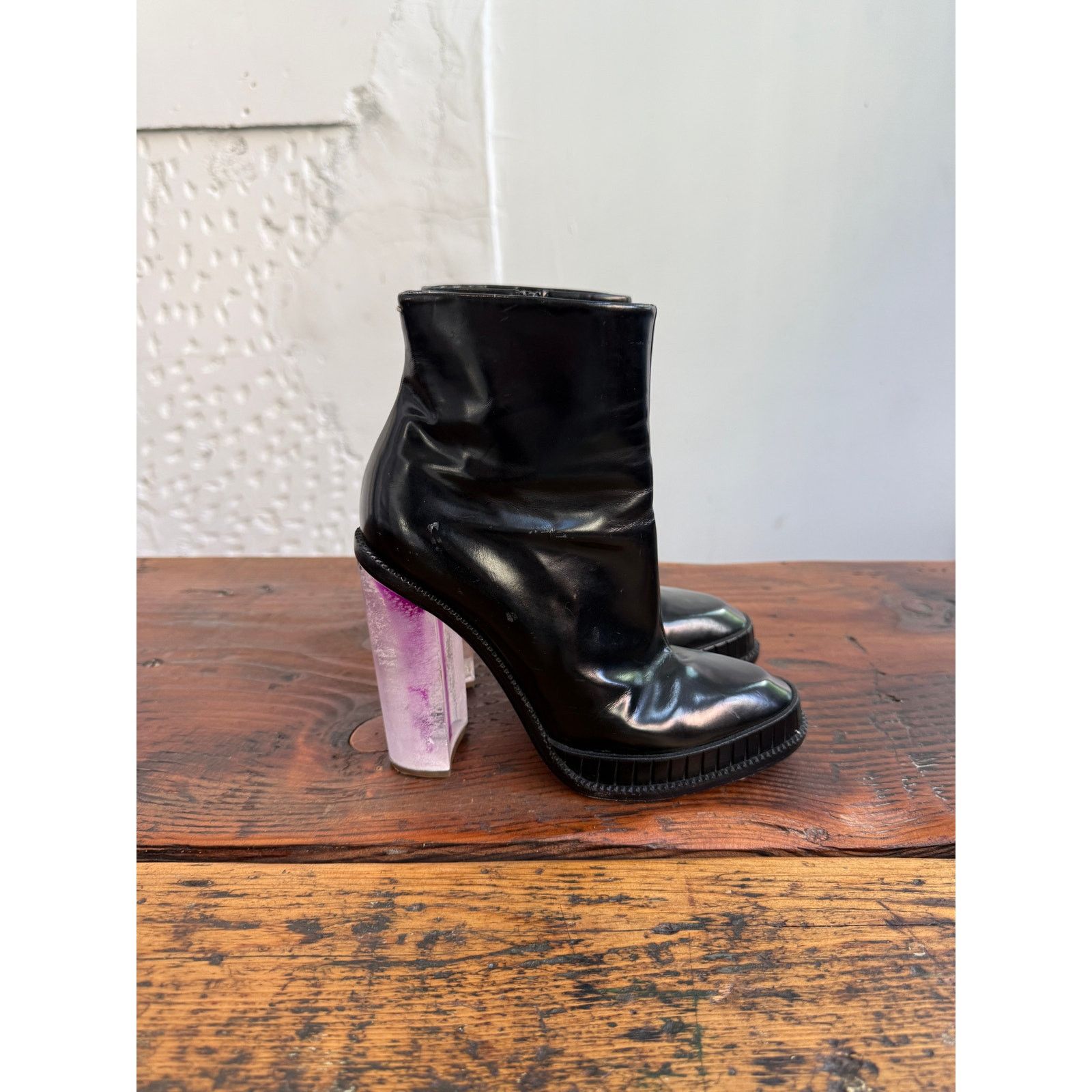 Maison Margiela Maison Margiela Purple Lucite Heel Ankle Boots Size US 7.5 / IT 37.5 - 3 Thumbnail
