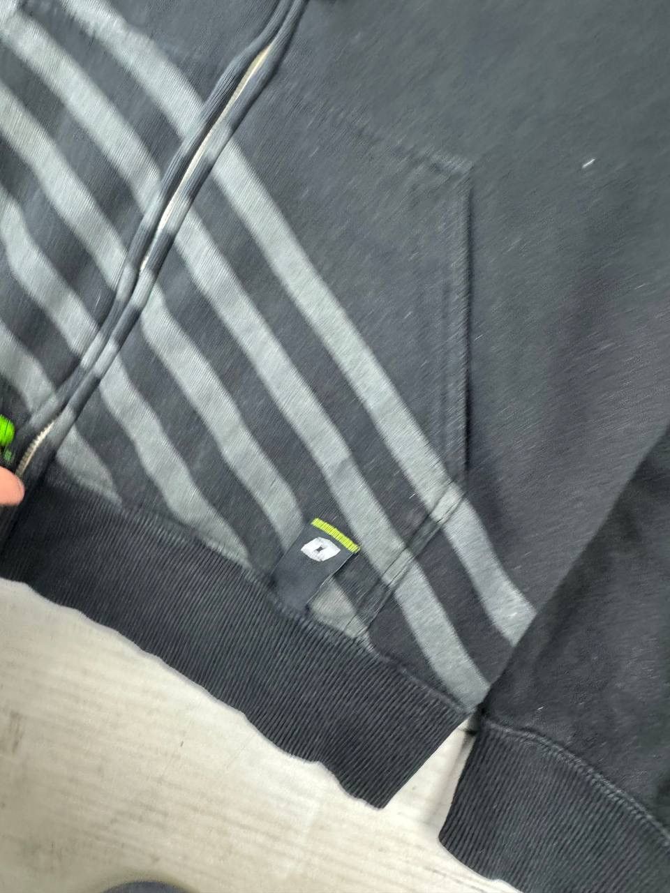 Vintage Vintage Monster Energy Hoodie Full Zip Big Logo 00s Racing Size US M / EU 48-50 / 2 - 8 Thumbnail