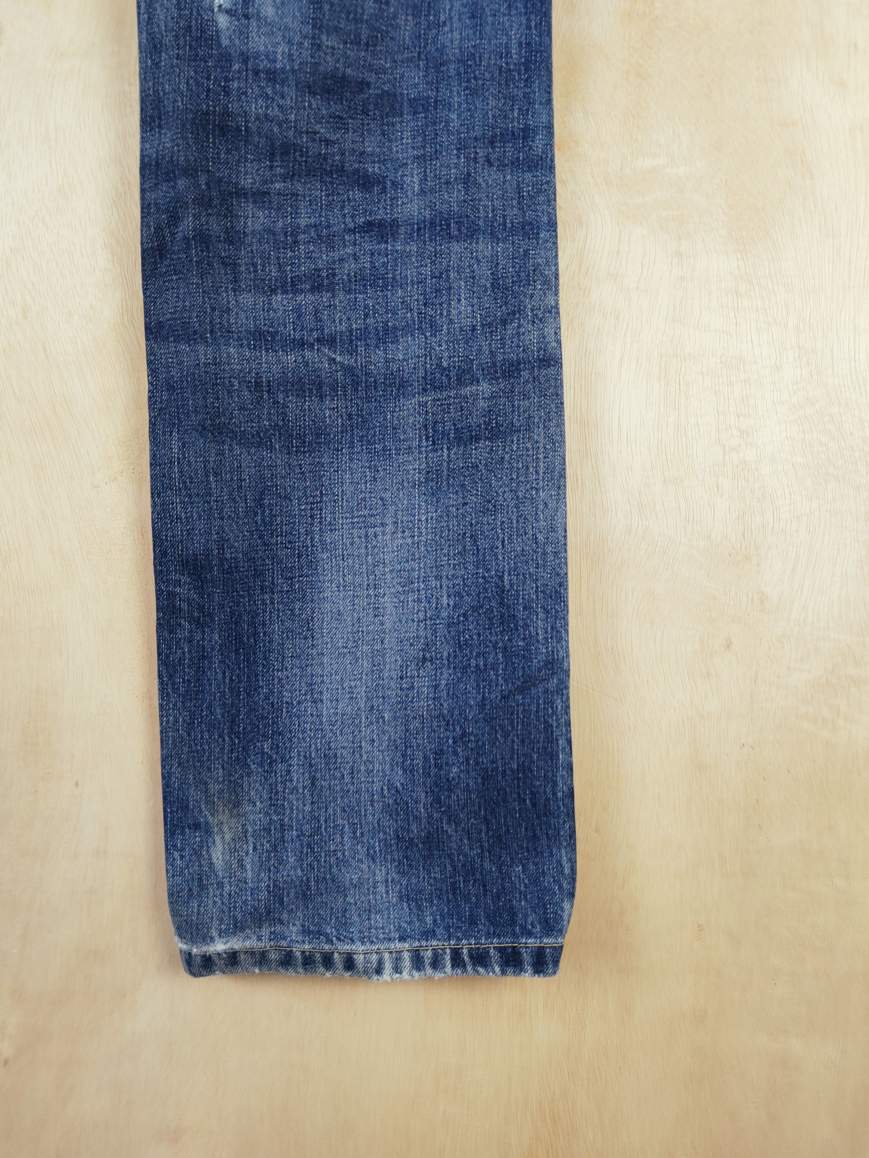 Japanese Brand Uniqlo Blue Faded Distressed Ripped Jeans #S2651 Size US 30 / EU 46 - 12 Thumbnail
