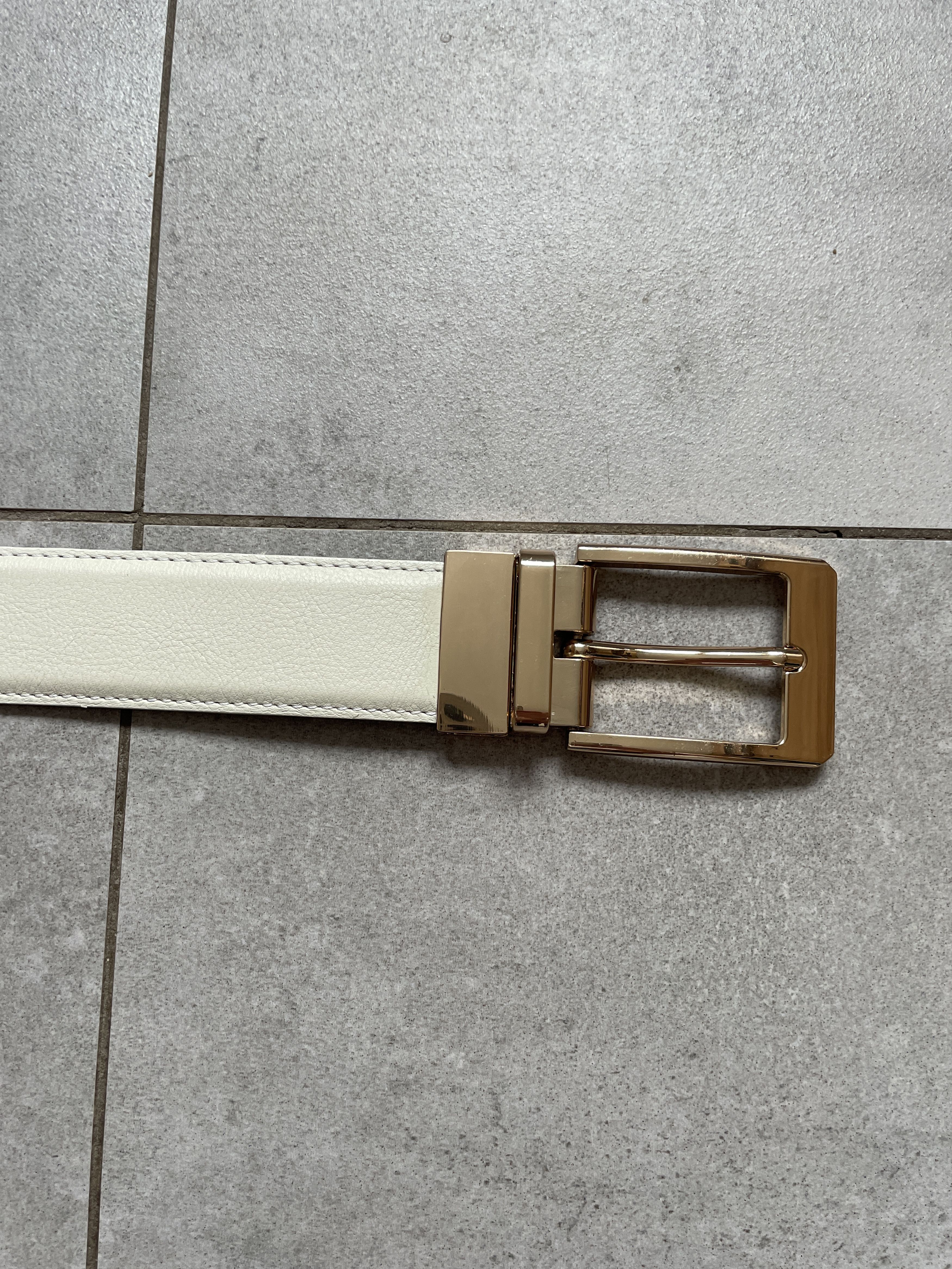 Japanese Brand Y2K NINA RICCI WHITE ROSE GOLD LEATHER BELT Size ONE SIZE - 4 Thumbnail