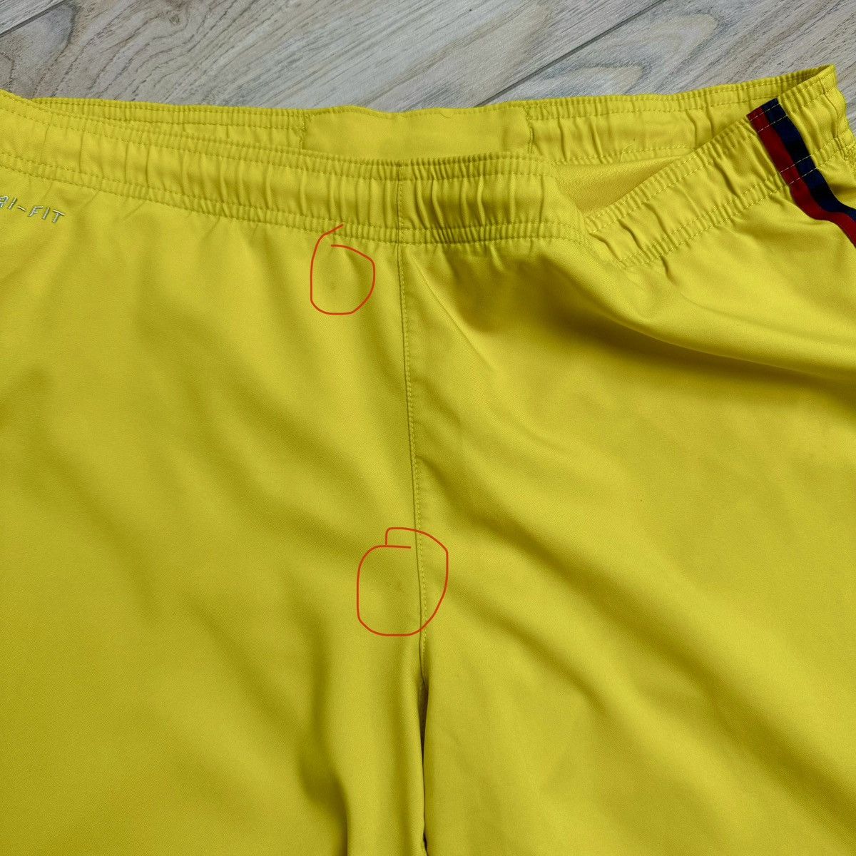 Nike Nike FC Barcelona 2012/2013 Away Football Shorts Size US 34 / EU 50 - 23 Thumbnail
