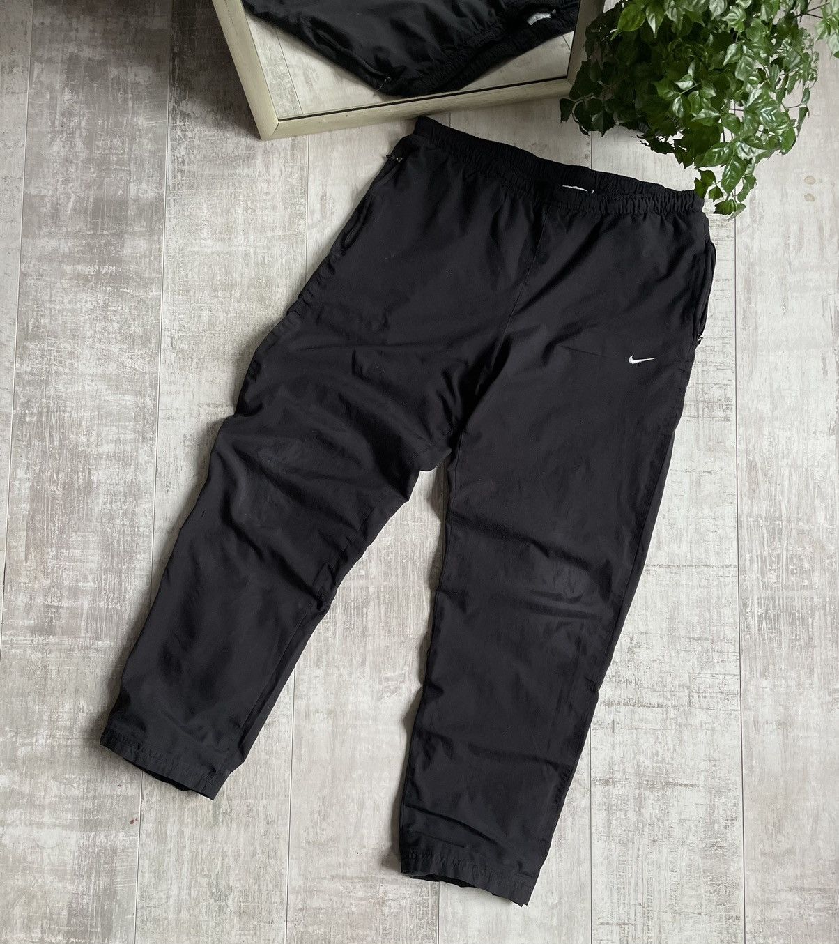 Nike × Vintage Vintage Nike 90’s Track Pants Baggy Y2K Nylon Swoosh Drill Size US 30 / EU 46 - 1 Thumbnail