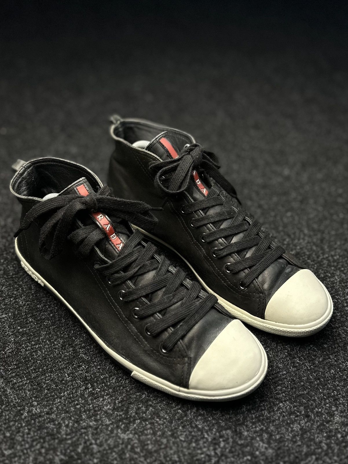 Prada Prada Red Tab Leather High Top Sneakers Size 8.5 EU 41 Black Size US 8.5 / EU 41-42 - 2 Thumbnail