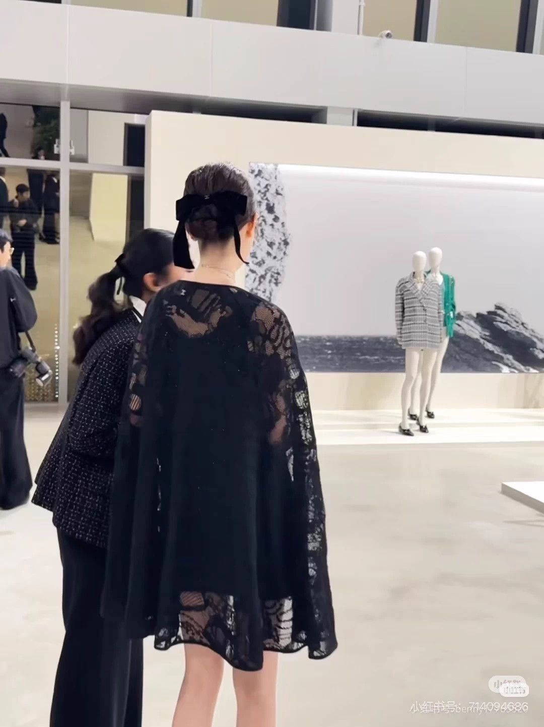 Chanel Chanel 22C Black Lace Cutout Tie Cape 34/36 Size XS / US 0-2 / IT 36-38 - 8 Thumbnail