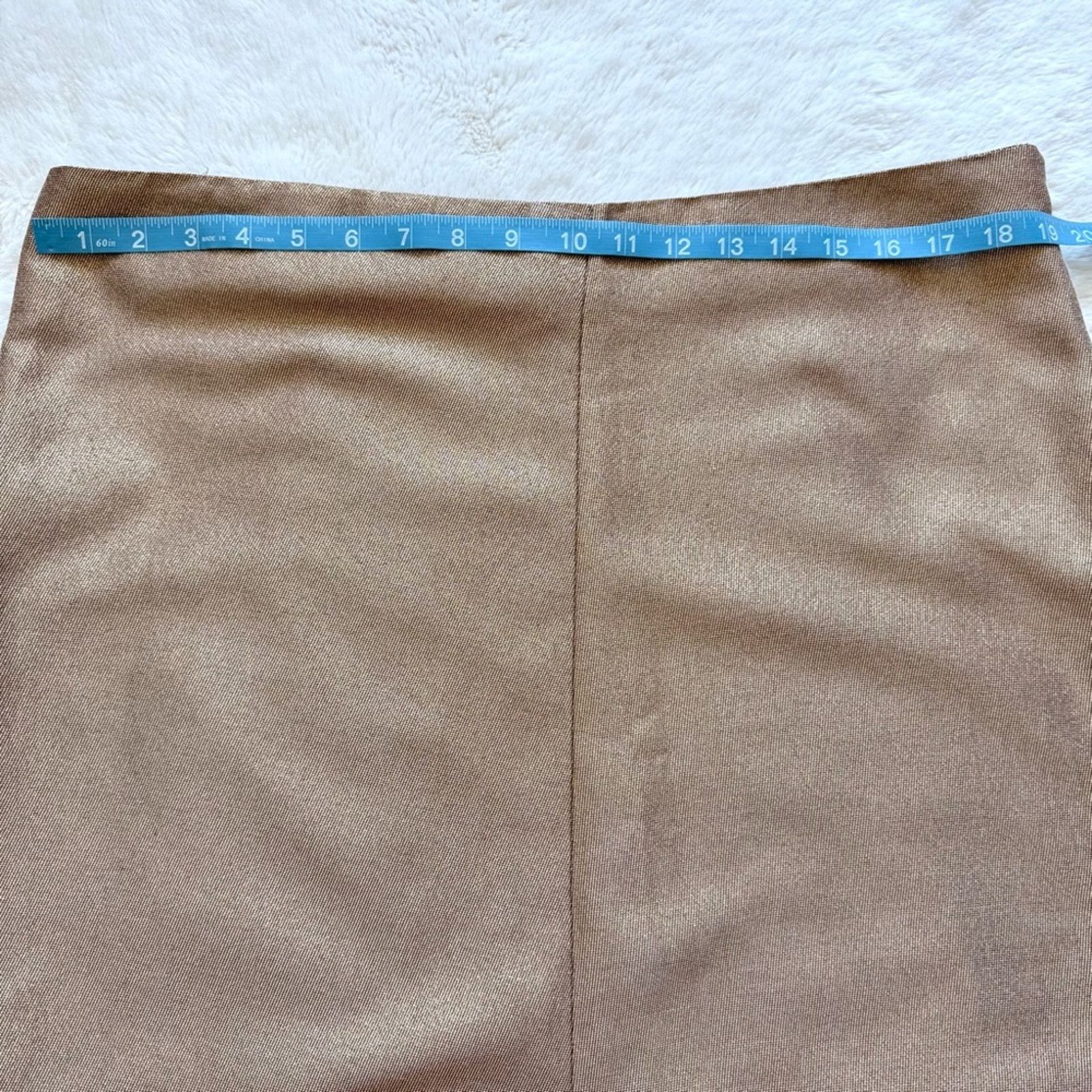 Chanel CHANEL women long skirt size 42FR or 10US Authentic 4200$ Size 32" / US 10 / IT 46 - 7 Thumbnail