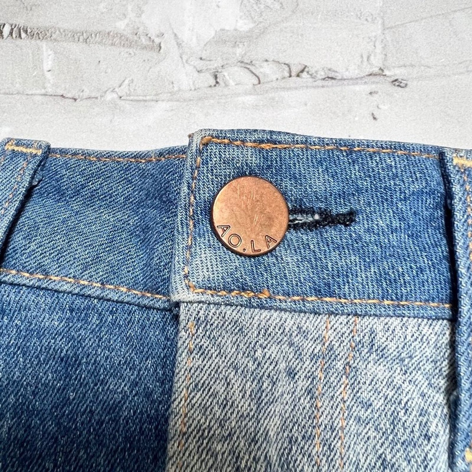Alice + Olivia AO.LA Alice + Olivia Keep Steppin Denim Mini Skirt Size 25 Size 25" / US 0 / IT 36 - 3 Thumbnail