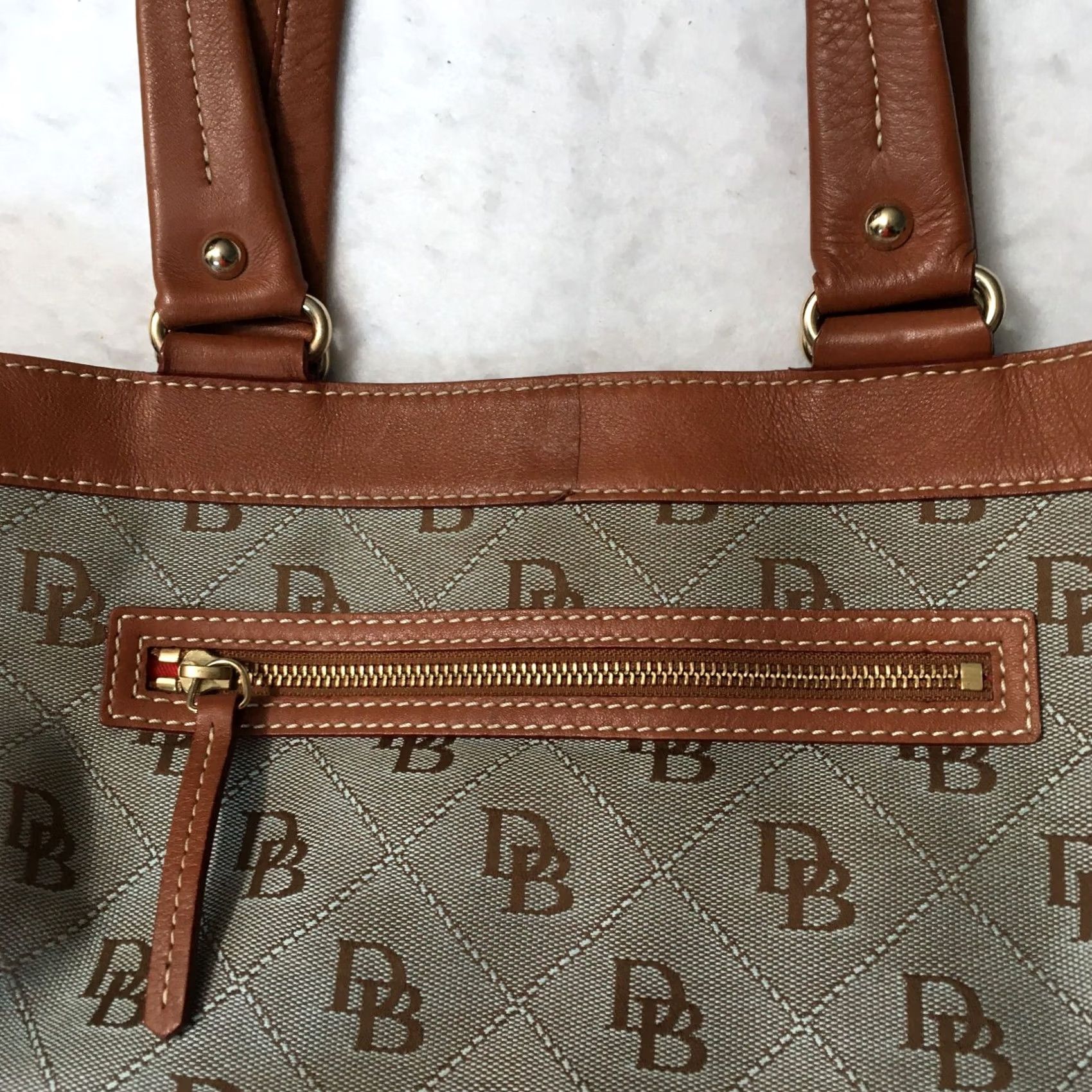 Dooney & Bourke Dooney & Bourke Belvedere Logo Satchel Purse Canvas Brown Red Lining Large Women VINTAGE Bag Satchel/Top Handle Size ONE SIZE - 6 Thumbnail