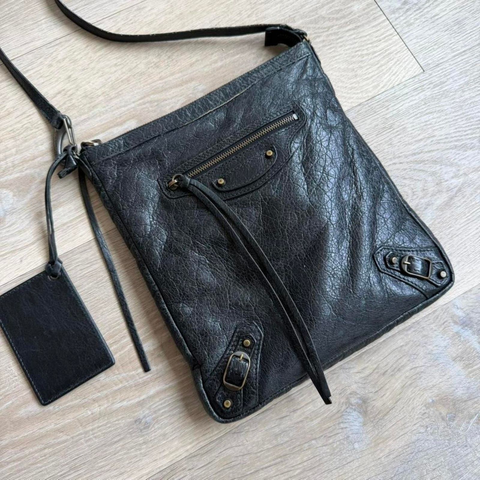 Balenciaga Balenciaga City Leather Y2K Shoulder Bag Size ONE SIZE - 3 Thumbnail