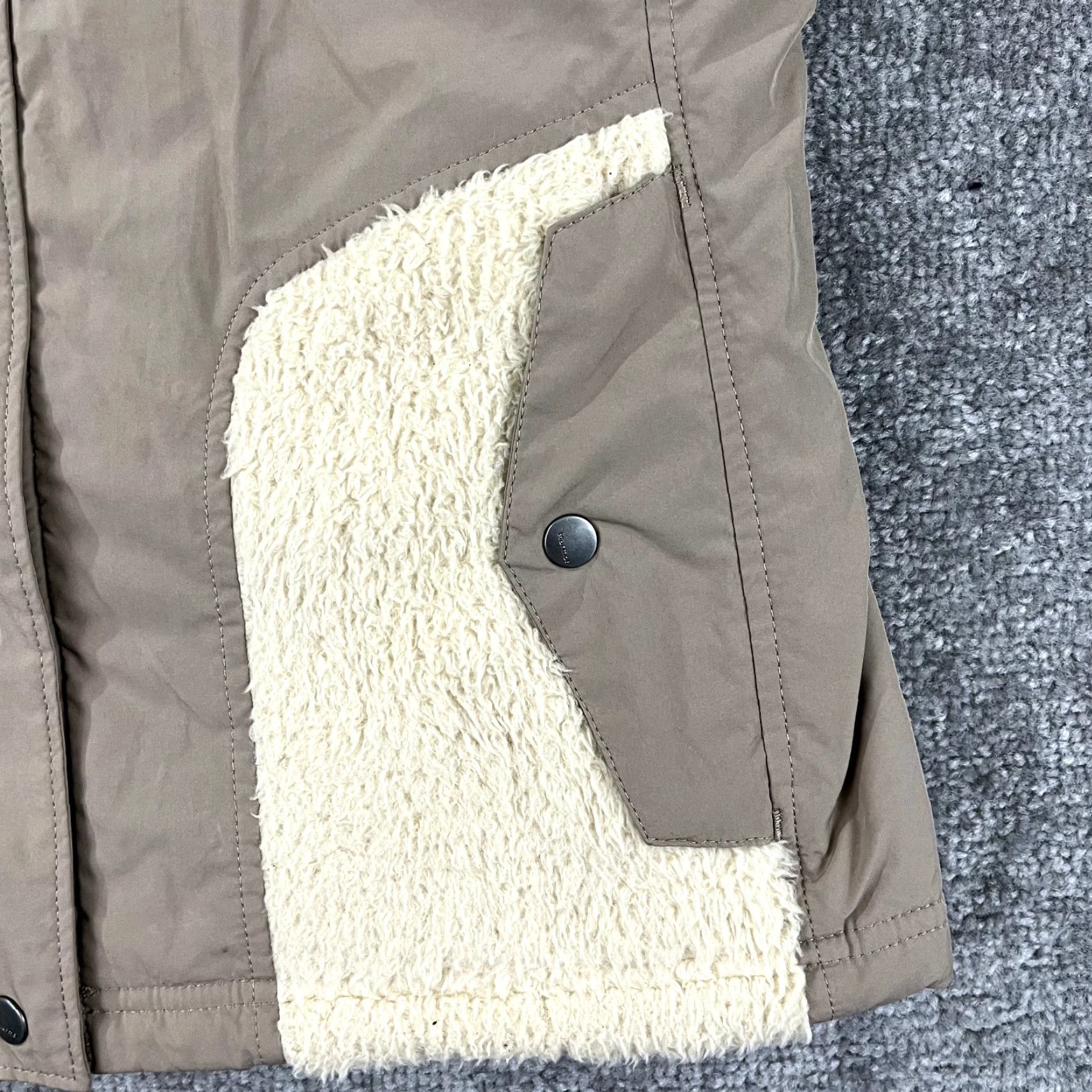 Marmot MARMOT Vest Women Small Beige Brown Faux Sherling Sherpa Snap Button Coat K49810 Jacket Women Size S / US 4 / IT 40 - 7 Thumbnail