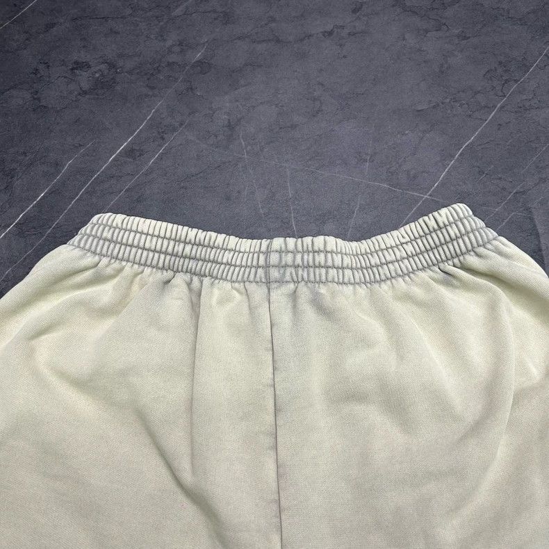 Balenciaga Balenciaga Distressed Beige Embroidered Logo Shorts Size US 28 / EU 44 - 5 Thumbnail