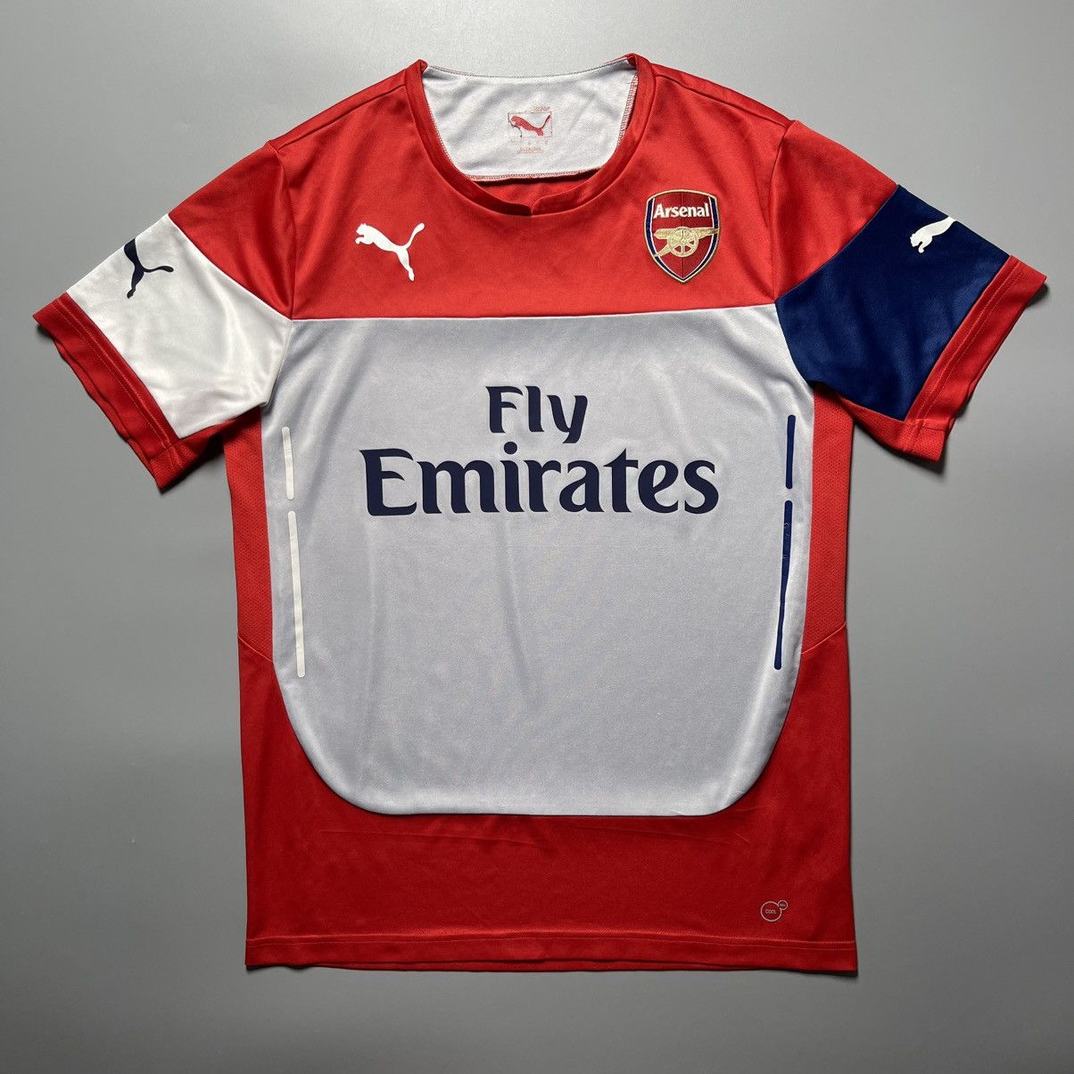 Puma ARSENAL PUMA 2014/2015 FOOTBALL SOCCER TRAINING JERSEY Size US M / EU 48-50 / 2 - 1 Thumbnail
