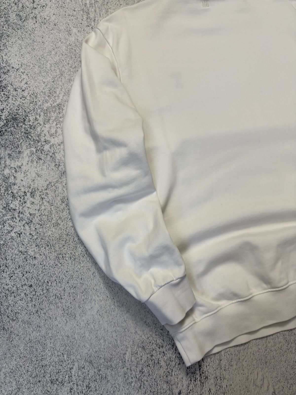 AMI AMI Paris Sweatshirt White Red Heart Logo Crewneck Pullover Size US XL / EU 56 / 4 - 12 Thumbnail