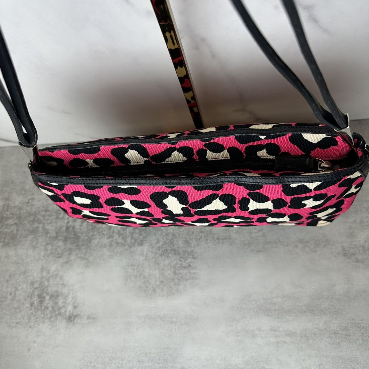Bottega Veneta Bottega Veneta Vintage Leopard Shoulder Bag Size ONE SIZE - 7 Thumbnail