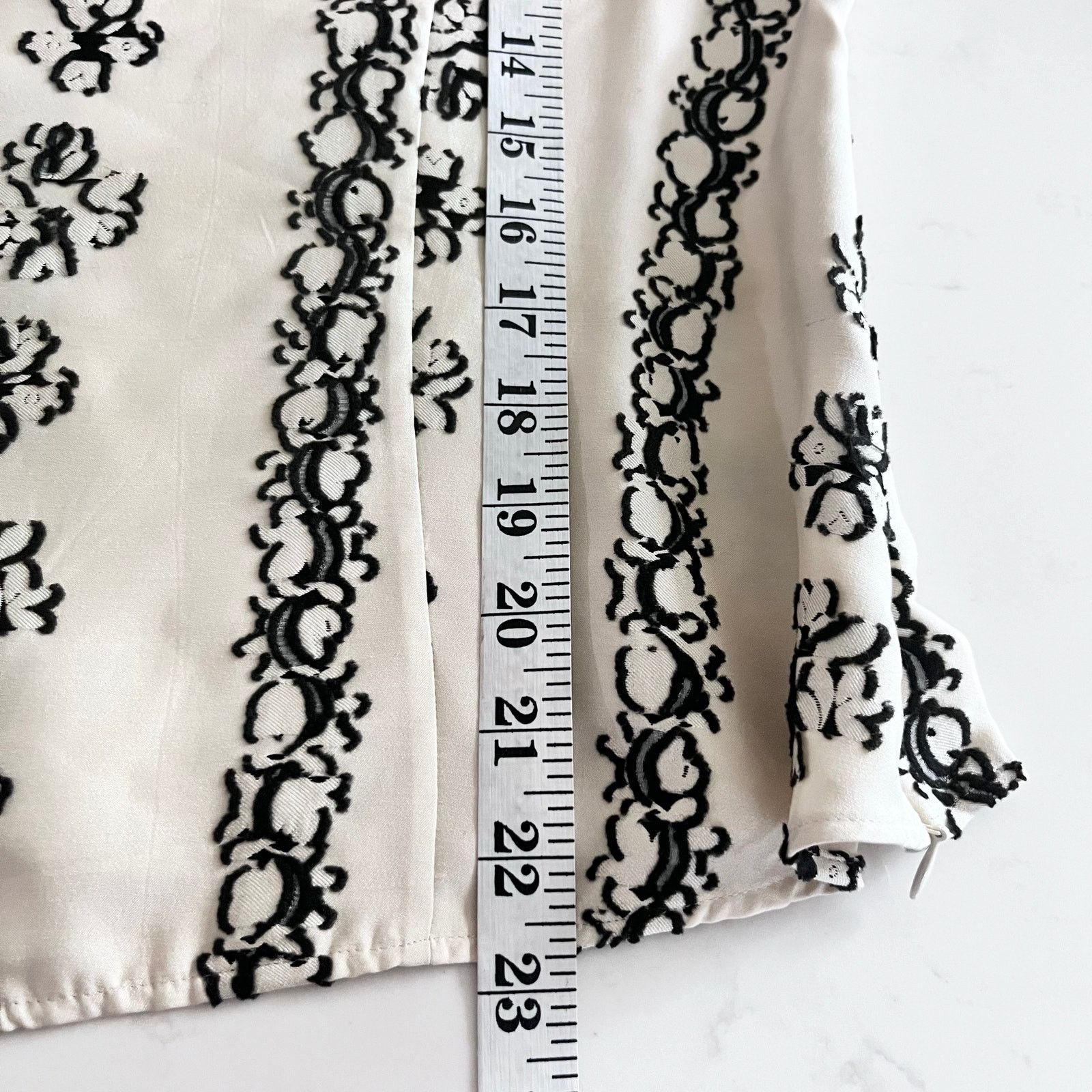 Ulla Johnson Ulla Johnson Layla Silk Floral Embroidered Ivory Blouse Size M / US 6-8 / IT 42-44 - 8 Thumbnail
