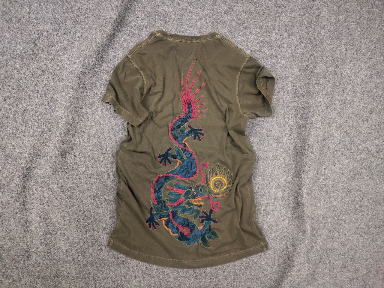 Maharishi Vintage Maharishi Japan Dragon Overprint Embroidered T-shirt Size US S / EU 44-46 / 1 - 1 Thumbnail