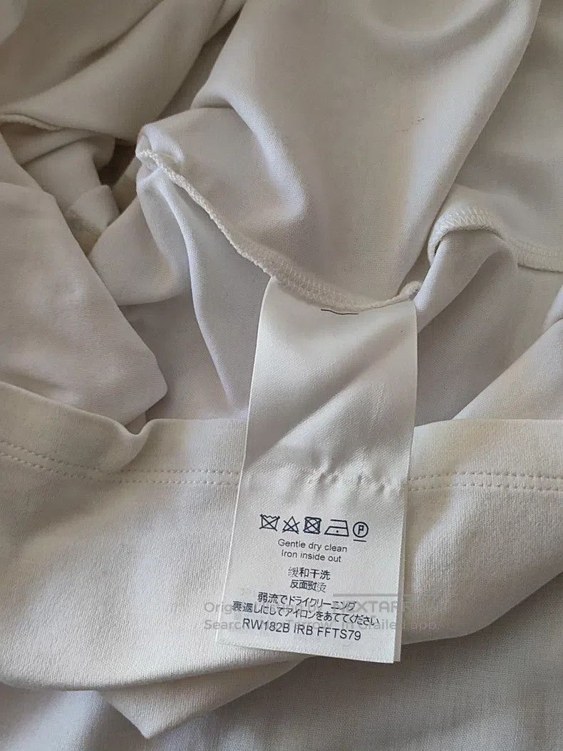 Louis Vuitton Louis Vuitton short sleeves Size US S / EU 44-46 / 1 - 4 Thumbnail