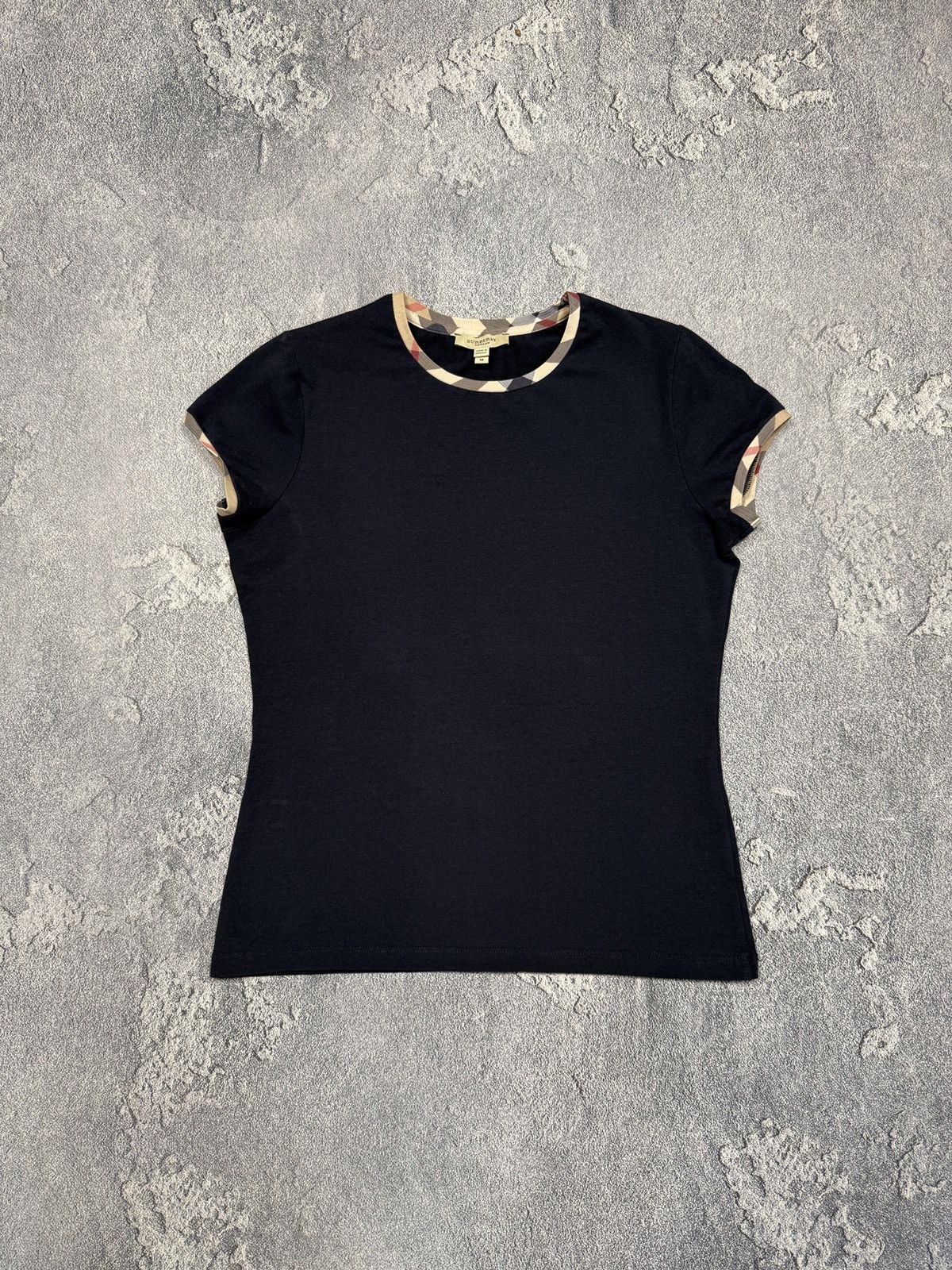 Burberry BURBERRY TEE Size M / US 6-8 / IT 42-44 - 1 Thumbnail