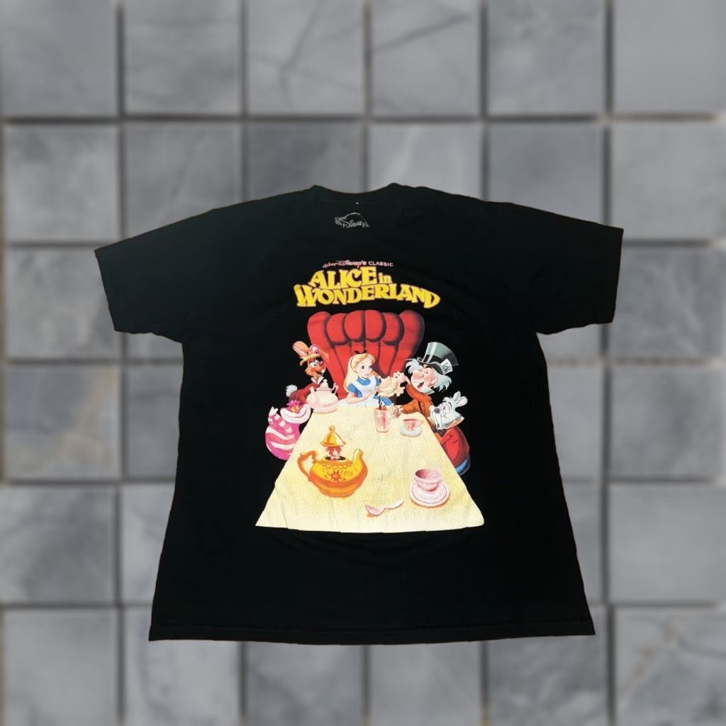 Disney Disney T-Shirt Men XL Black Alice And Wonderland Tea Party 22x27 Size US XL / EU 56 / 4 - 1 Thumbnail