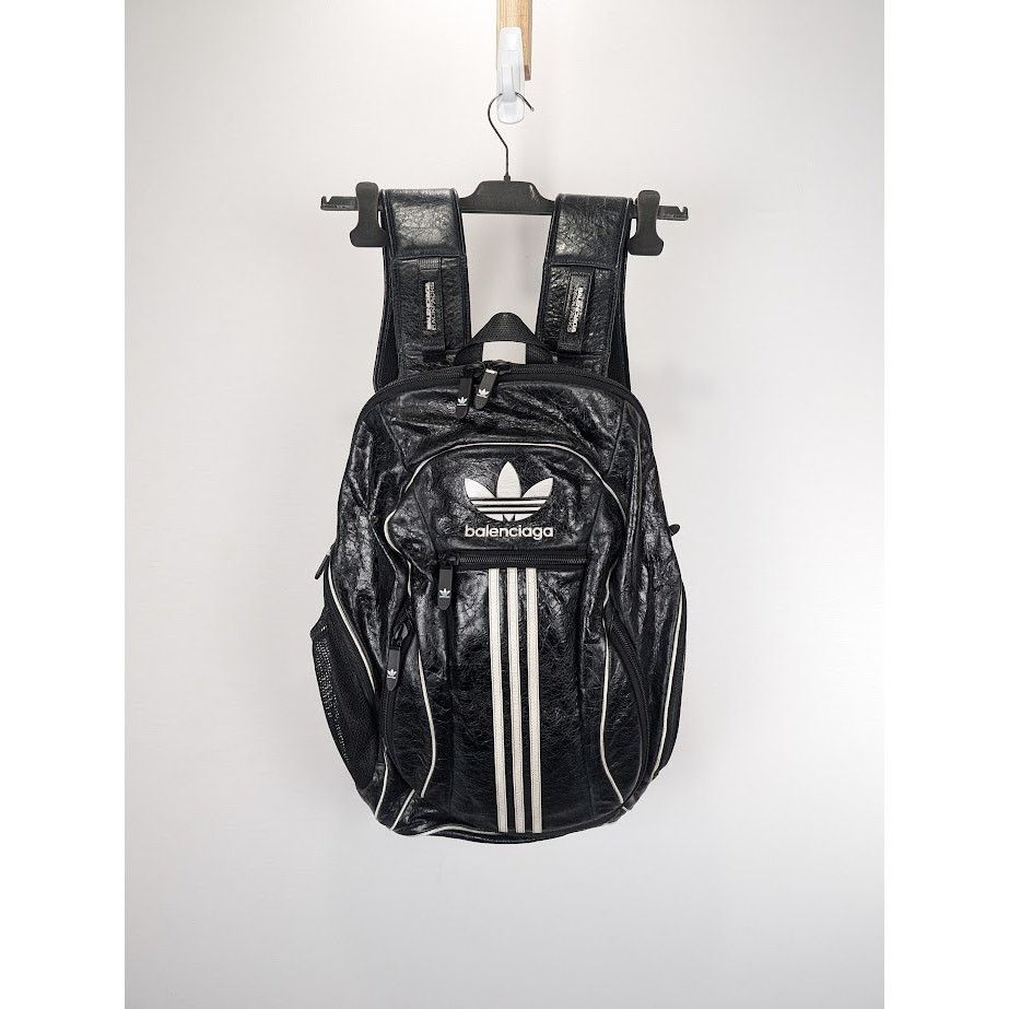 Adidas × Balenciaga o1rshd1 Q:3 / Size: OS /Aged Arena Lamb