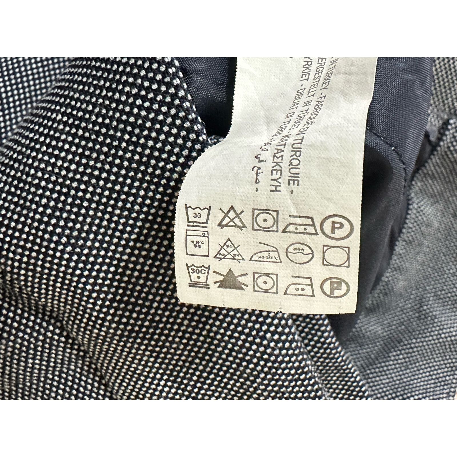 Zara Zara black semi skinny legs dressy pants size small Size 30" / US 8 / IT 44 - 5 Thumbnail