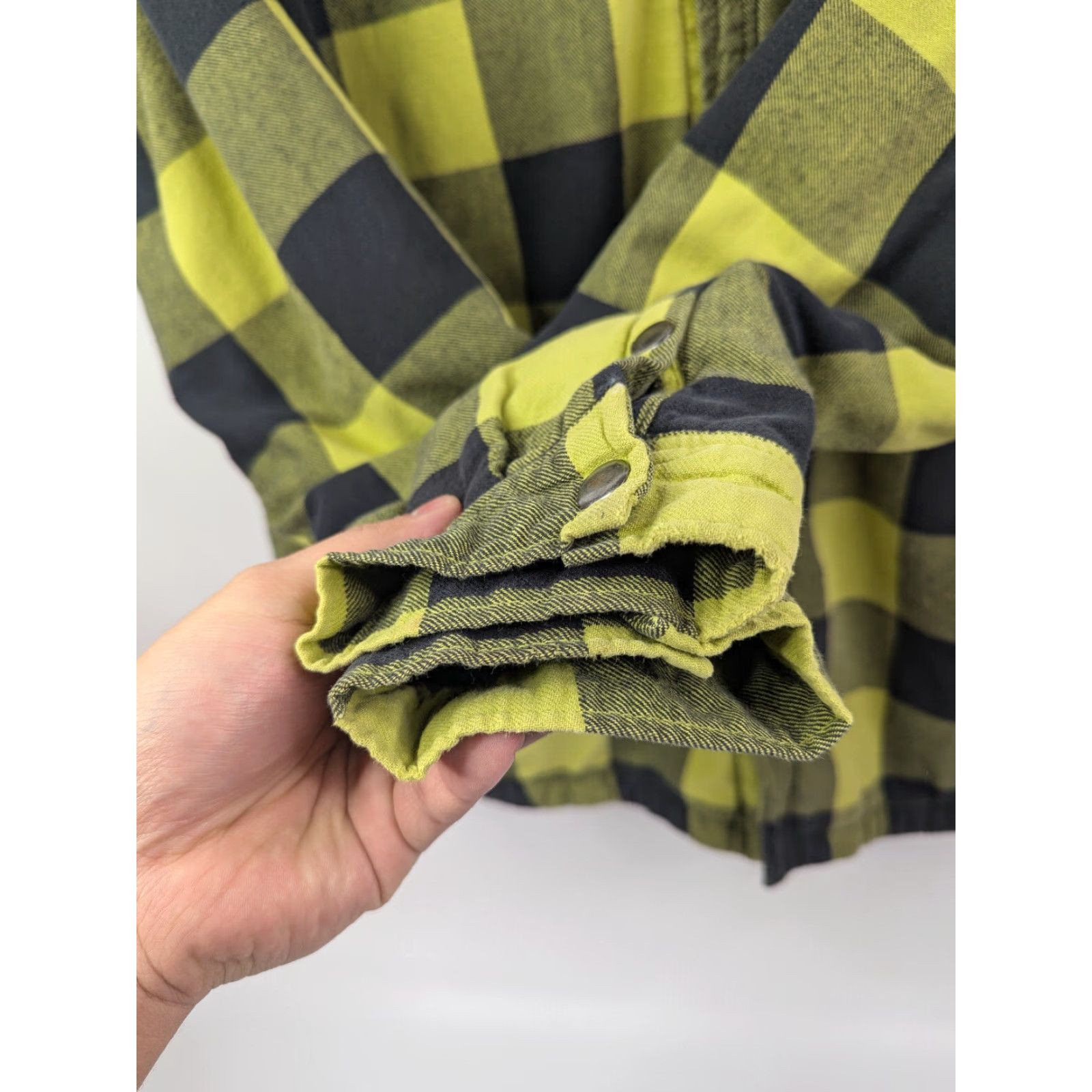 Metal Mulisha Metal Mulisha Snap Long Sleeve Plaid Shacket Yellow XL Cotton Flannel Heavyweight Pockets Casual Workwear Mens Size US XL / EU 56 / 4 - 3 Thumbnail