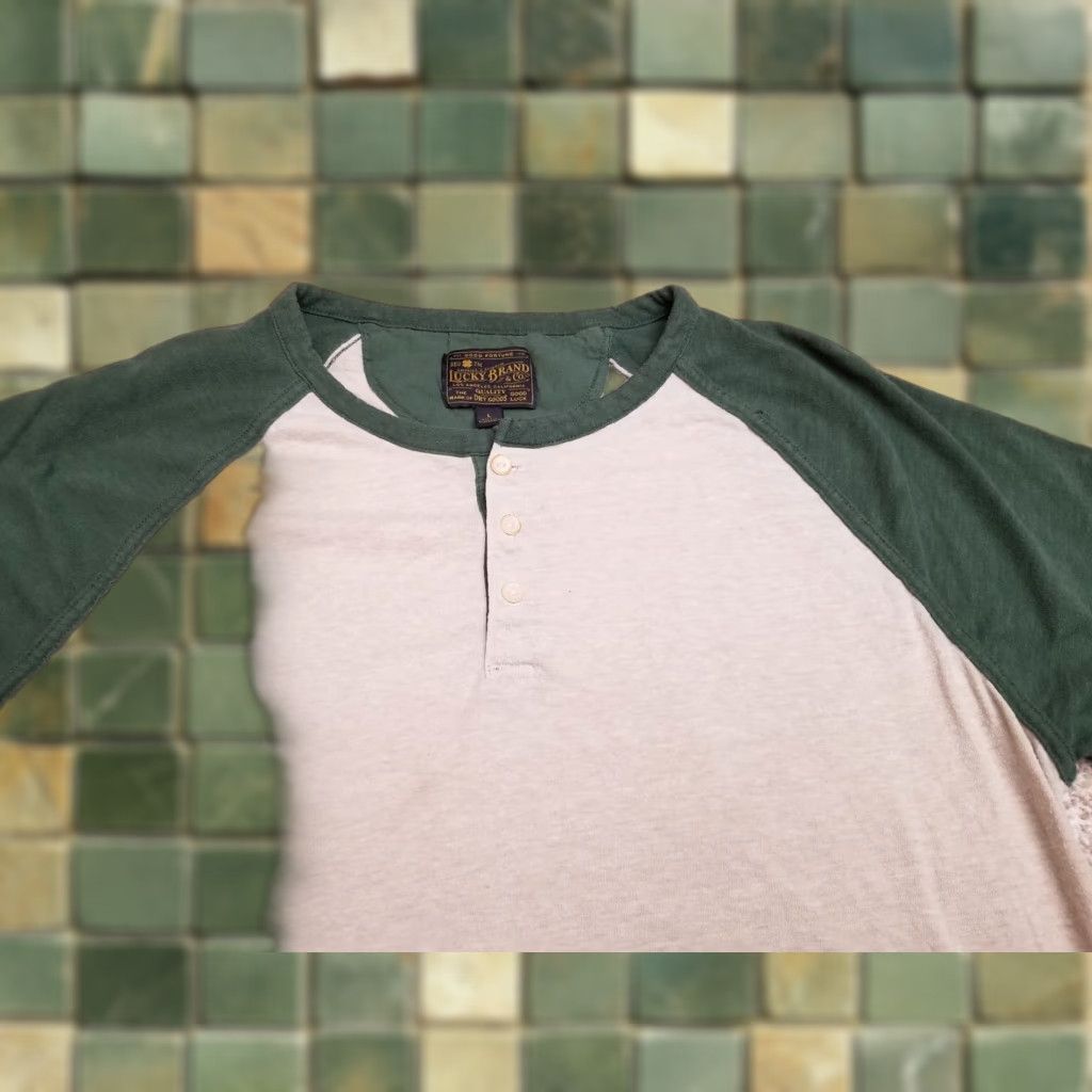 Lucky Brand Lucky Brand Shirt Womens Large Green Beige Polyester Blend Crewneck Short Sleeve Shirt Womens L Green Beige 90s Outdoor (if applicable) Mens/Womens Size L / US 10 / IT 46 - 1 Thumbnail
