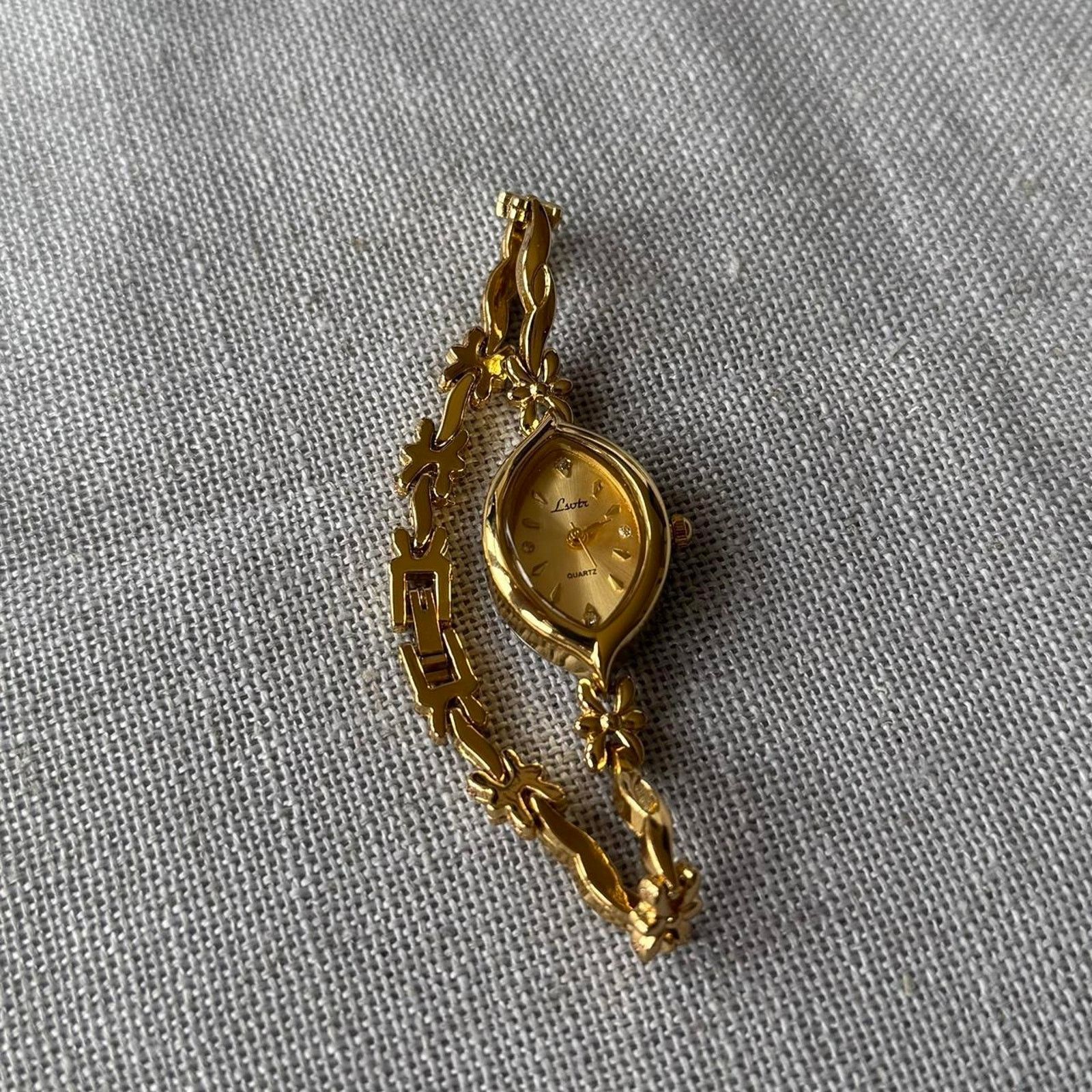 Other Elegant gold watch classic vintage MENS Size ONE SIZE - 4 Thumbnail